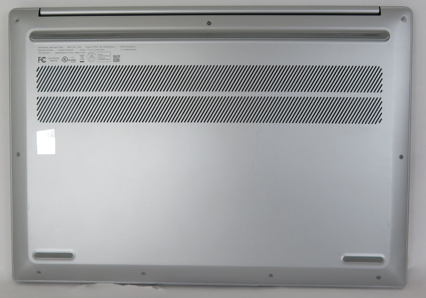 Lenovo IdeaPad Slim 5 16IRU9 16in Intel Core 7 150U 1.8GHz 8GB RAM 512GB WIN11