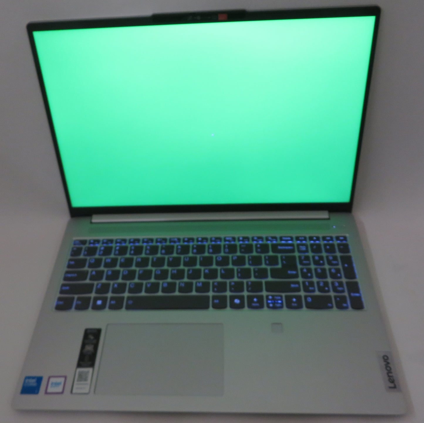 Lenovo IdeaPad Slim 5 16IRU9 16in Intel Core 7 150U 1.8GHz 8GB RAM 512GB WIN11