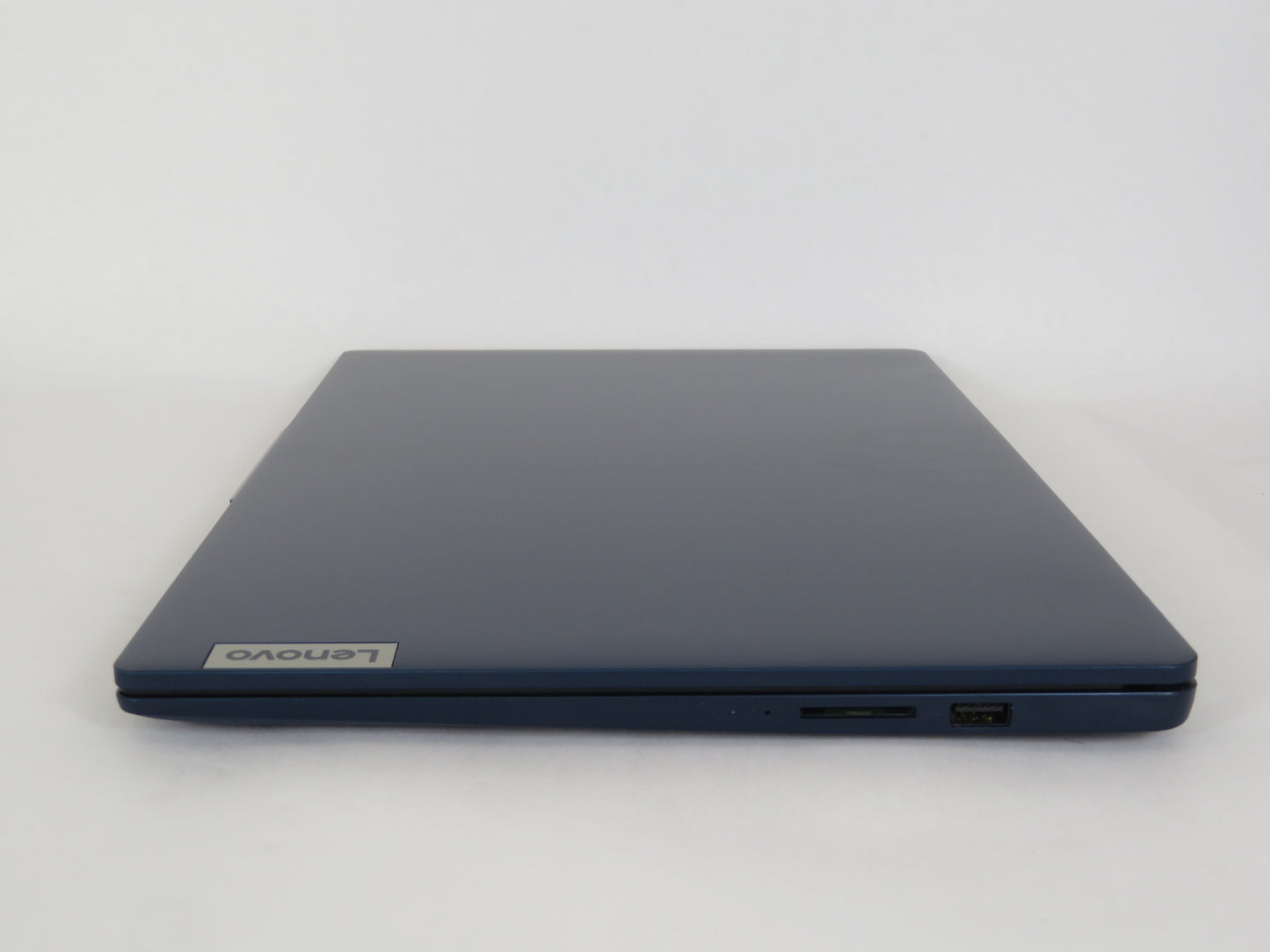 Ideapad Slim 3 15ABR8 15.6in FHD AMD Ryzen 7 7730U 2GHz 16GB RAM 512GB SSD