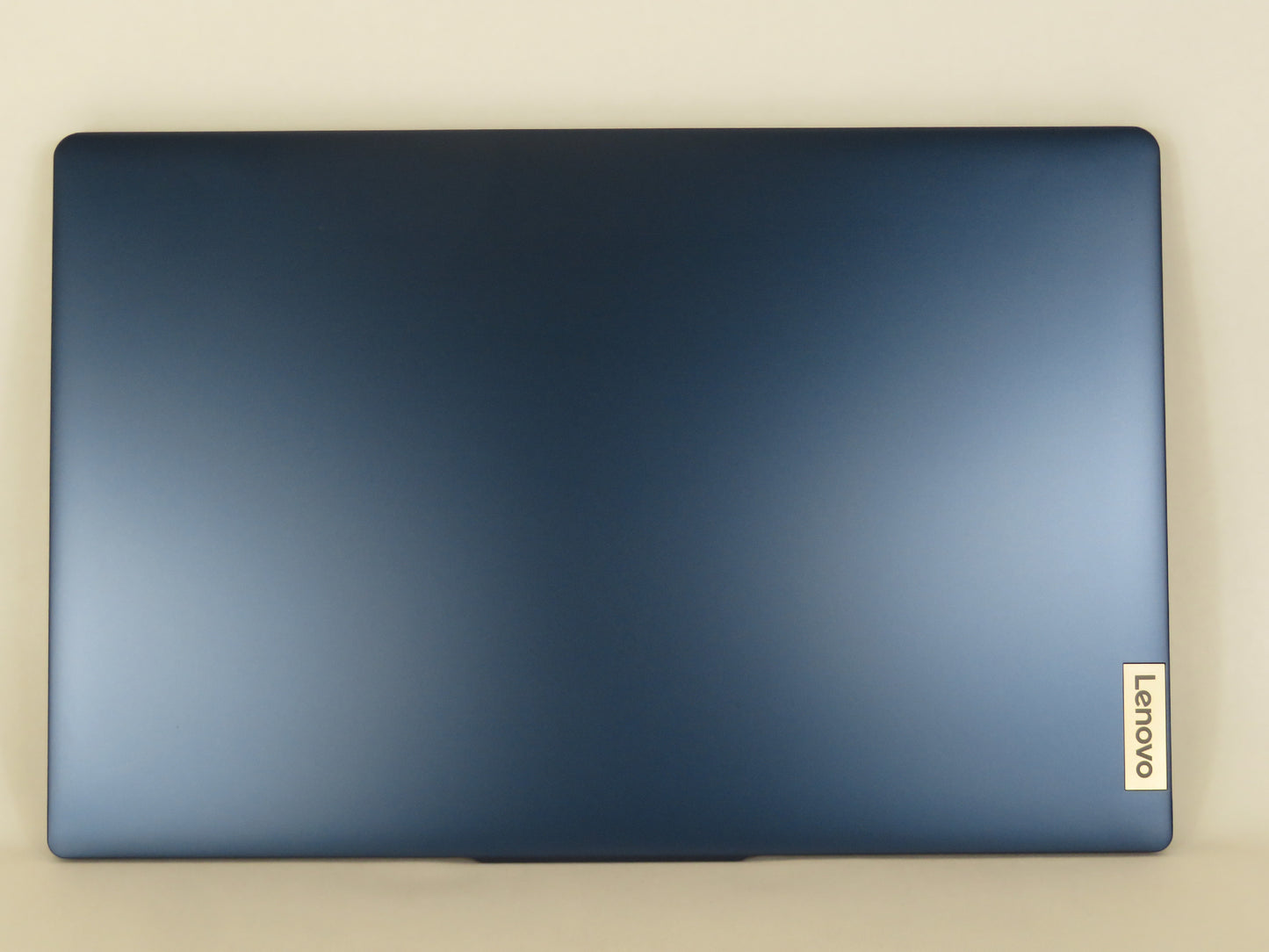Ideapad Slim 3 15ABR8 15.6in FHD AMD Ryzen 7 7730U 2GHz 16GB RAM 512GB SSD