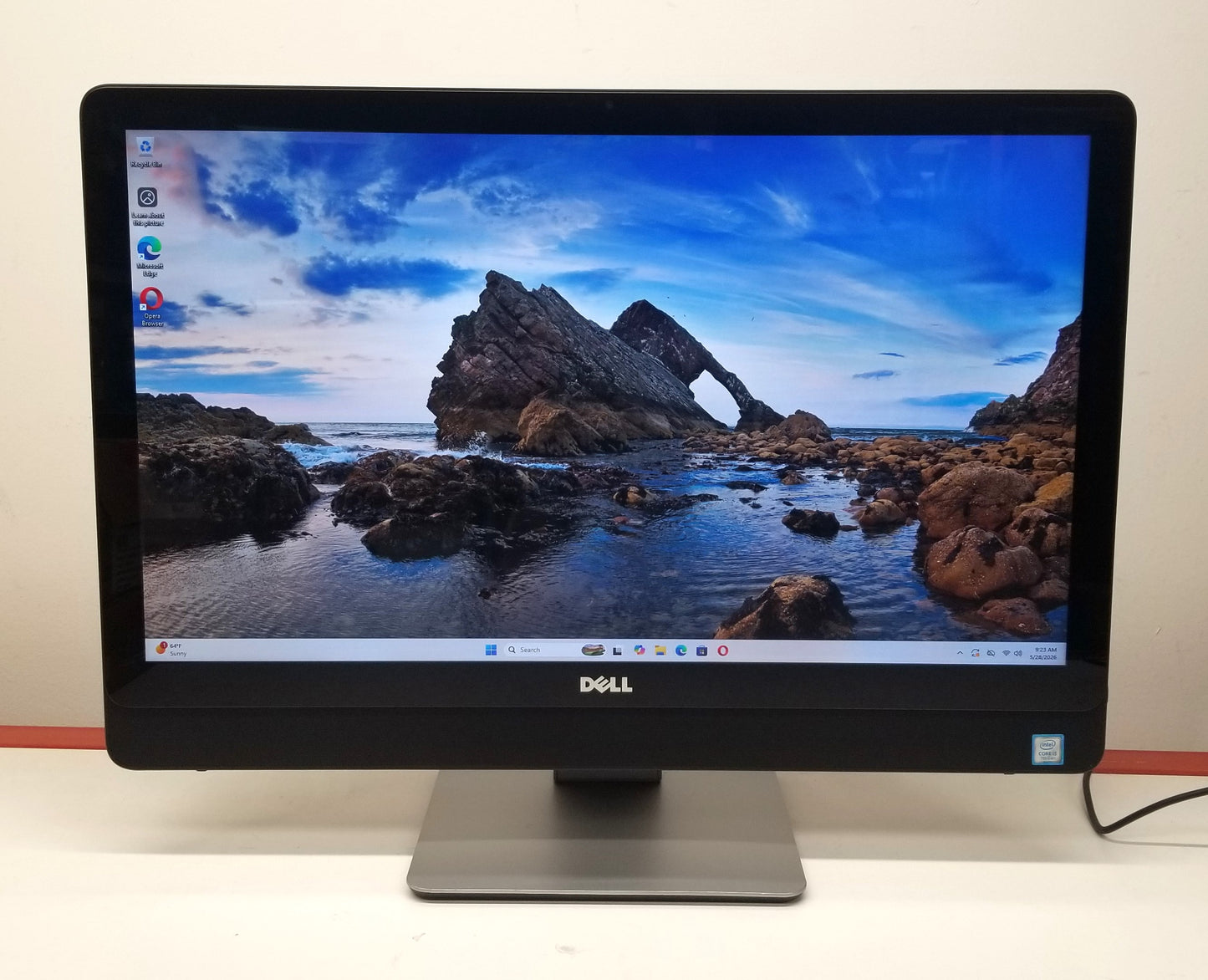 Dell Inspiron 3464 All-In-One PC, 23.8 In Touch Screen i5-7200U, 8GB, 1TB