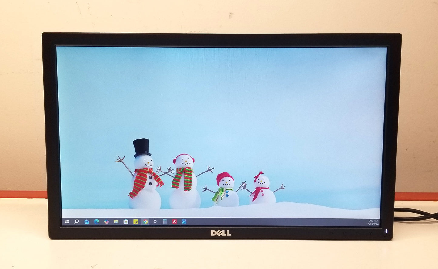 Dell 19.5 In LED LCD Monitor, Black E2016HV