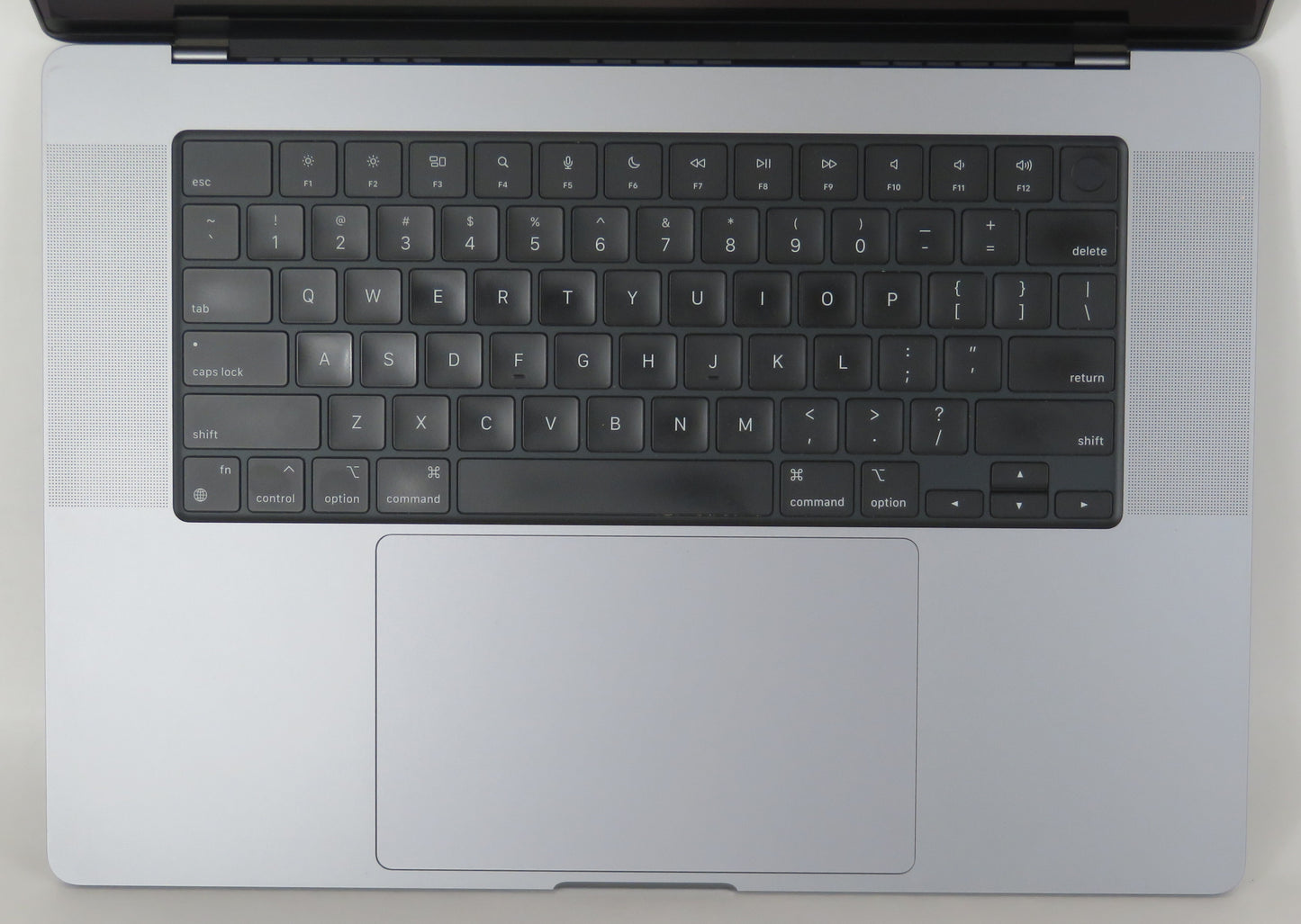 Apple Macbook Pro 2023 16in Retina M2 Pro 16GB RAM 512GB Tahoe A2780