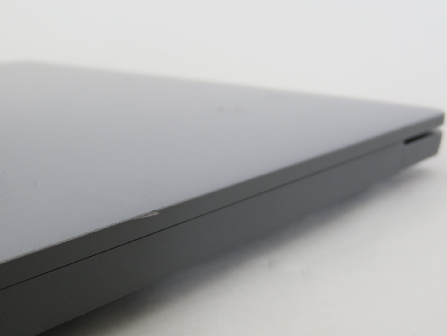 Ideapad Slim 3 15IRU9 15.6in FHD Intel Core 5 120U 1.4GHz 8GB RAM 256GB SSD