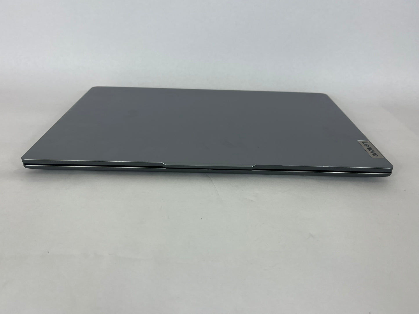 Ideapad Slim 3 15IRU9 15.6in FHD Intel Core 5 120U 1.4GHz 8GB RAM 256GB SSD
