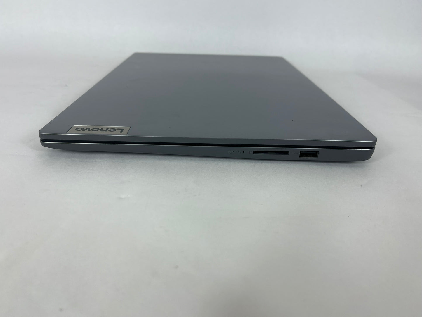 Ideapad Slim 3 15IRU9 15.6in FHD Intel Core 5 120U 1.4GHz 8GB RAM 256GB SSD