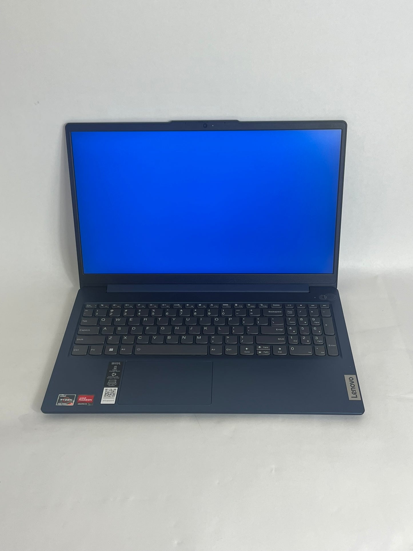 Ideapad Slim 3 15ABR8 15.6in FHD AMD Ryzen 7 7730U 2GHz 16GB RAM 512GB SSD