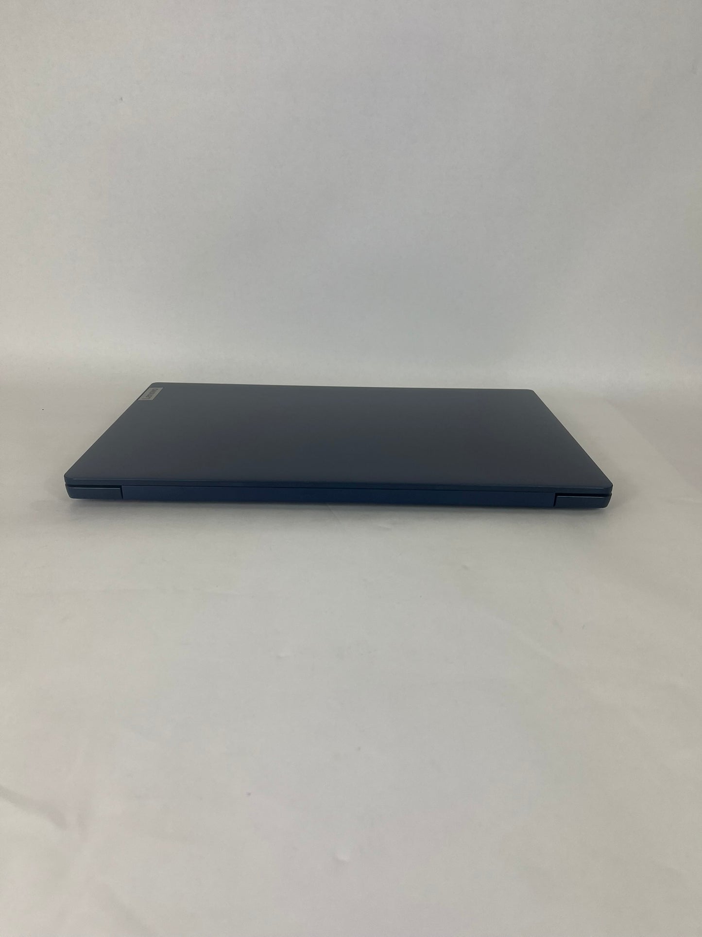 Ideapad Slim 3 15ABR8 15.6in FHD AMD Ryzen 7 7730U 2GHz 16GB RAM 512GB SSD