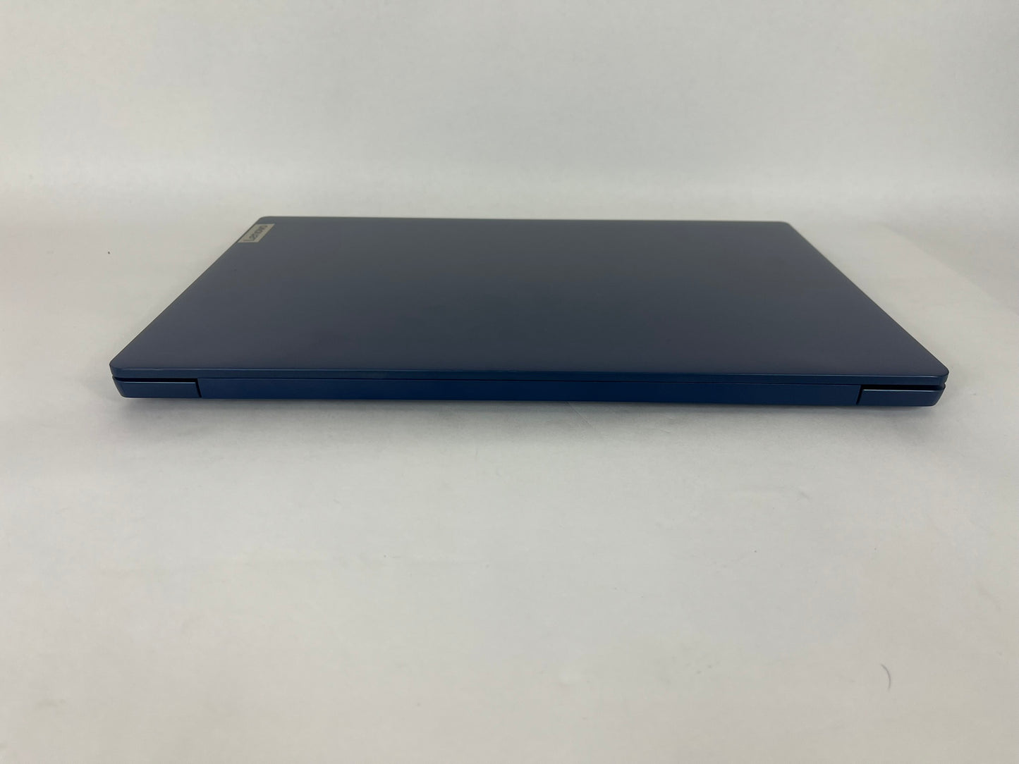 Ideapad Slim 3 15ABR8 15.6in FHD AMD Ryzen 7 7730U 2GHz 16GB RAM 512GB SSD