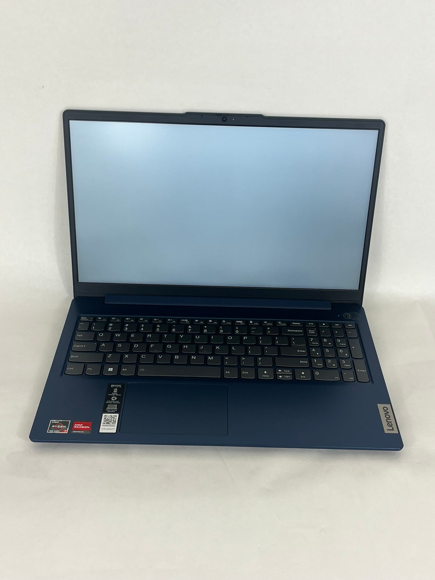 Ideapad Slim 3 15ABR8 15.6in FHD AMD Ryzen 7 7730U 2GHz 16GB RAM 512GB SSD
