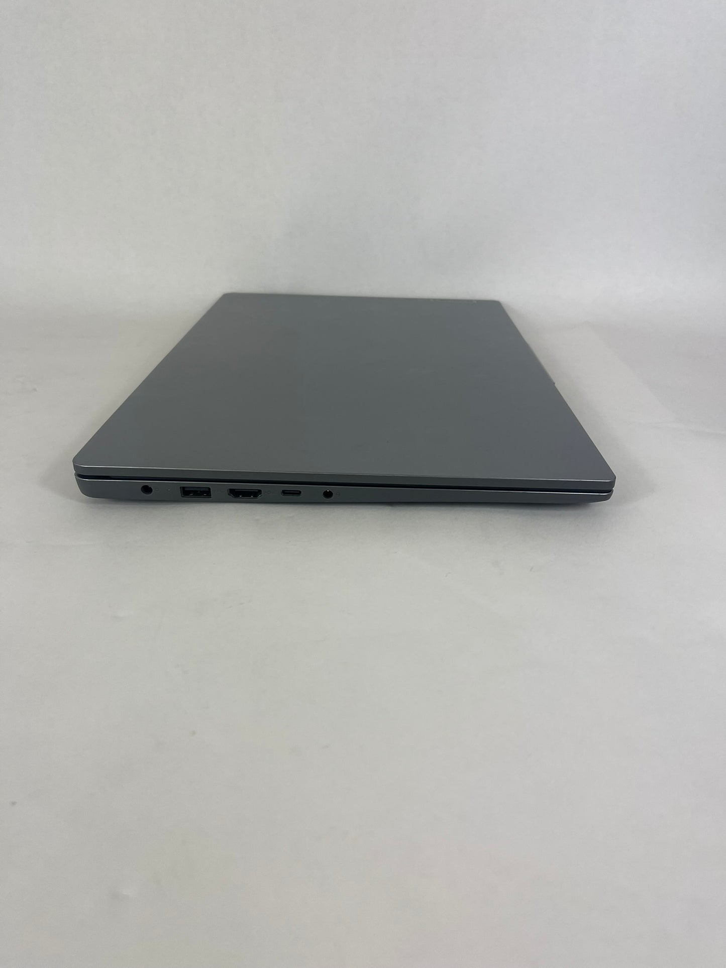 Ideapad Slim 3 15IRU9 15.6in FHD Intel Core 5 120U 1.4GHz 8GB RAM 256GB SSD