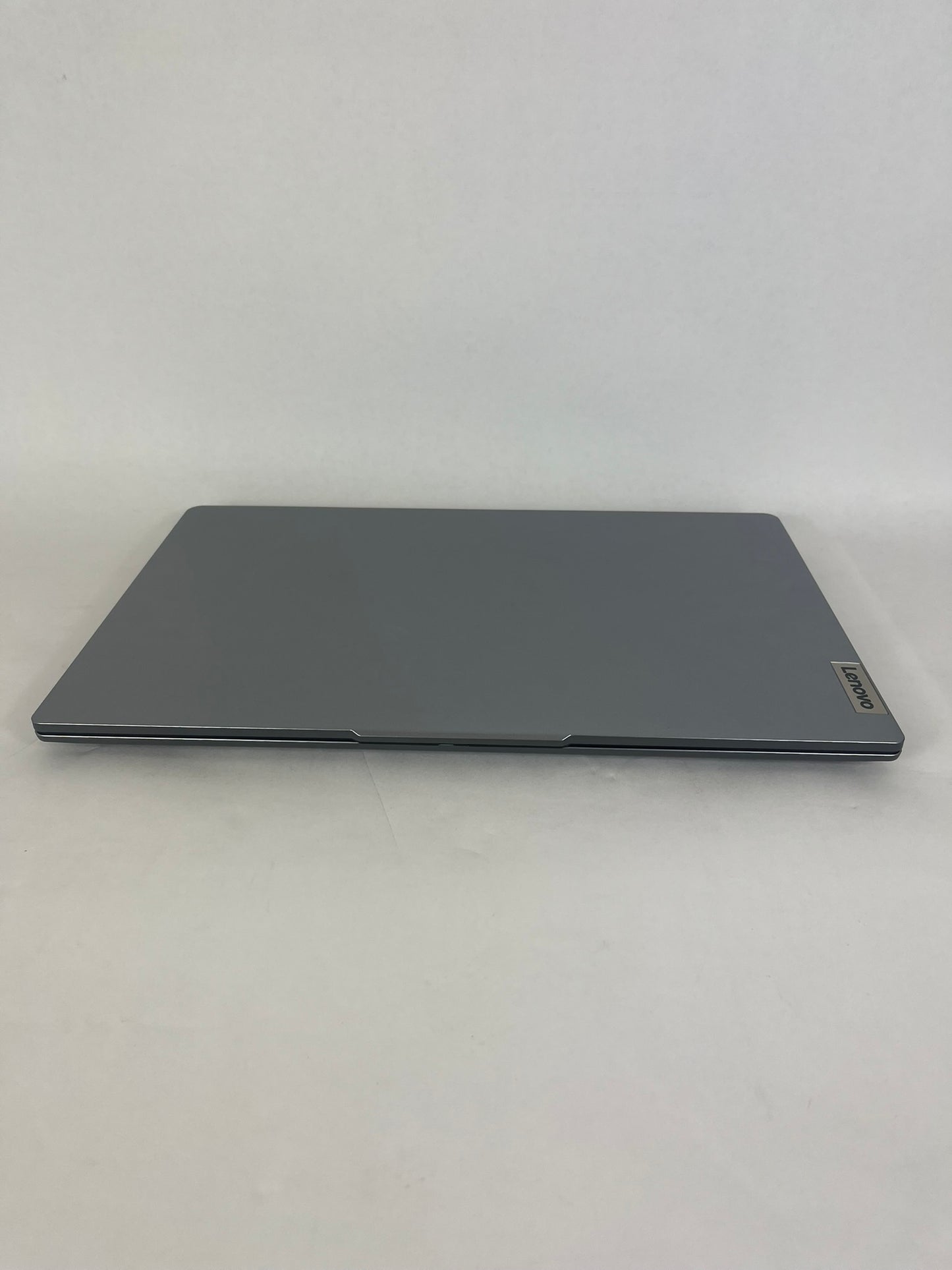 Ideapad Slim 3 15IRU9 15.6in FHD Intel Core 5 120U 1.4GHz 8GB RAM 256GB SSD