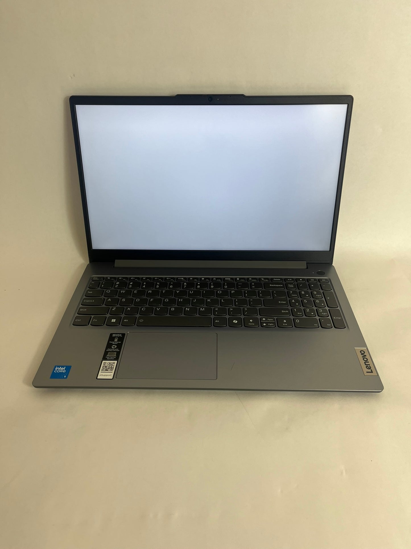 Ideapad Slim 3 15IRU9 15.6in FHD Intel Core 5 120U 1.4GHz 8GB RAM 256GB SSD
