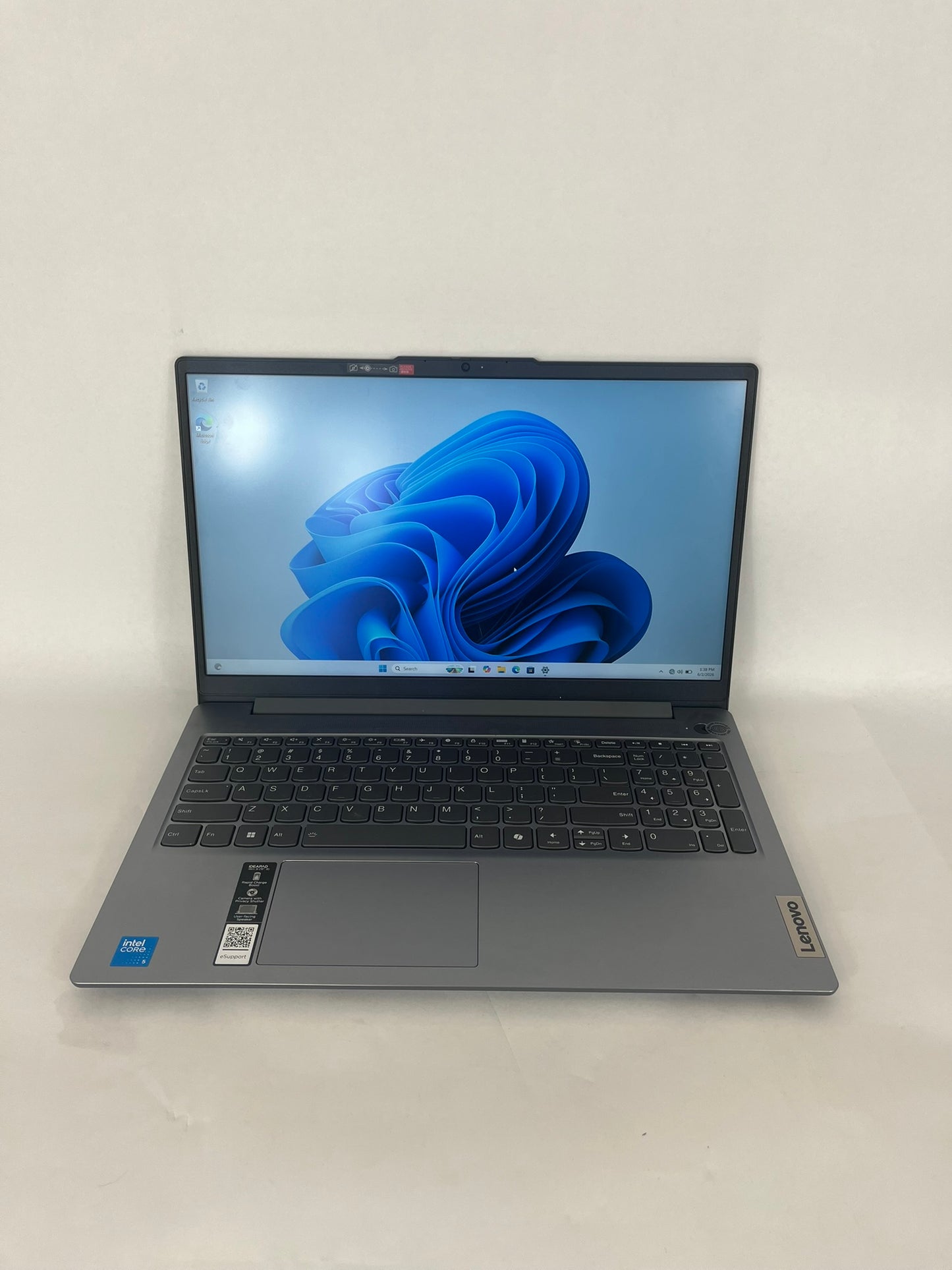 Ideapad Slim 3 15IRU9 15.6in FHD Intel Core 5 120U 1.4GHz 8GB RAM 256GB SSD