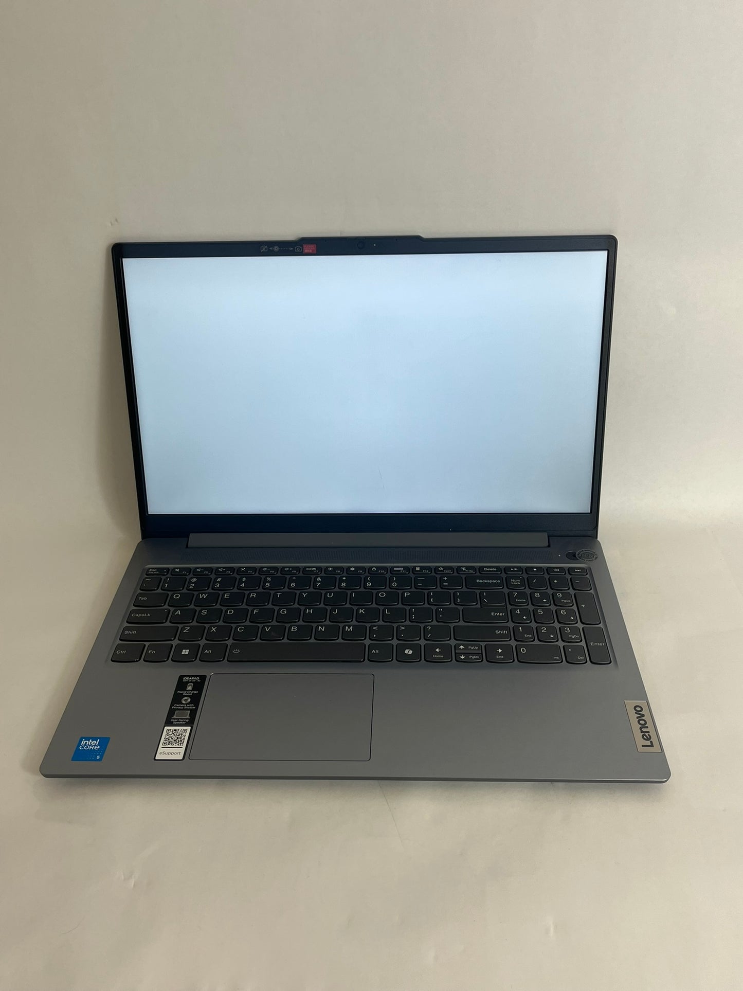 Ideapad Slim 3 15IRU9 15.6in FHD Intel Core 5 120U 1.4GHz 8GB RAM 256GB SSD