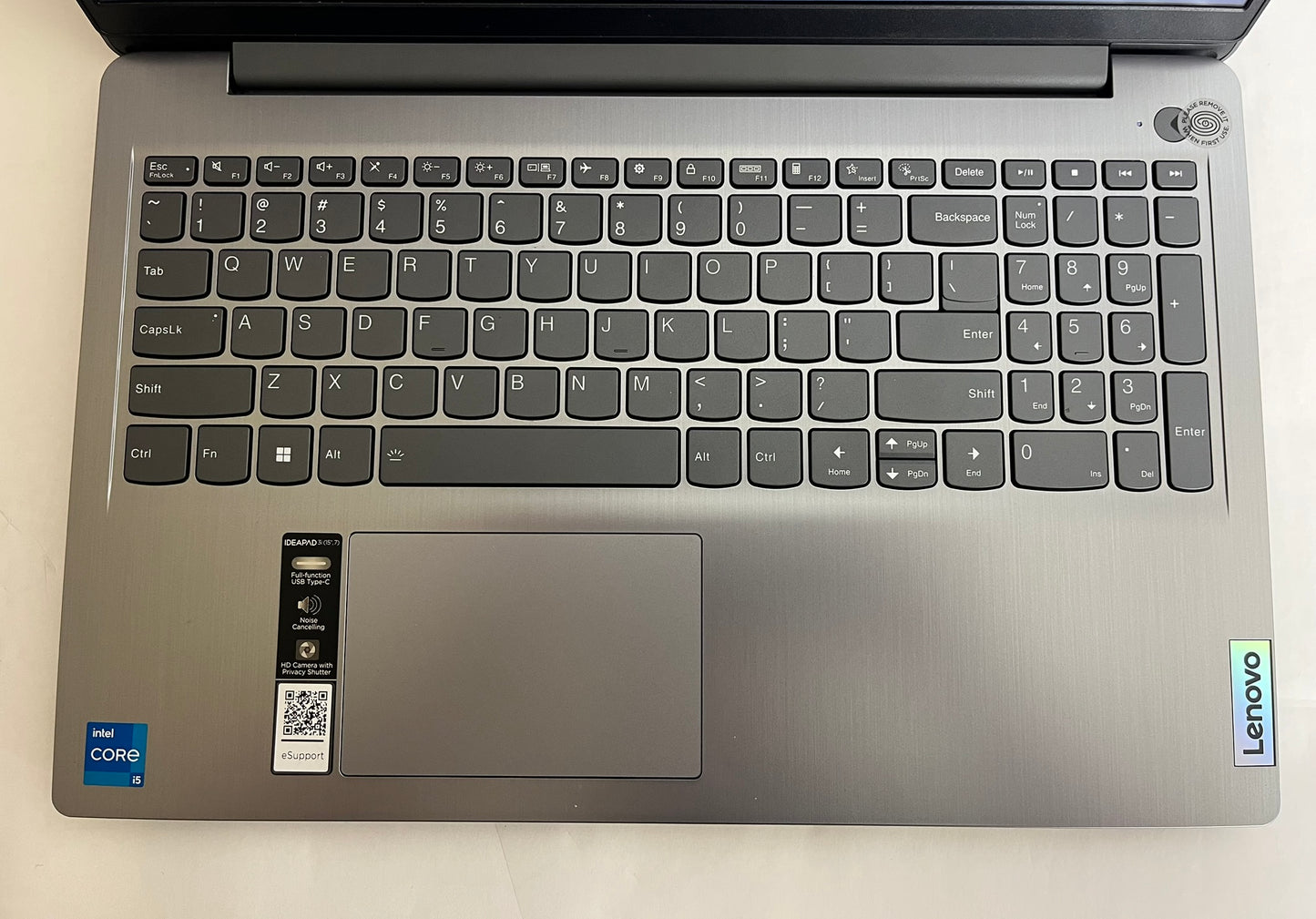 Lenovo IdeaPad 3 15IAU7 15.6IN i5-1235U 8GB 256GB SSD W11