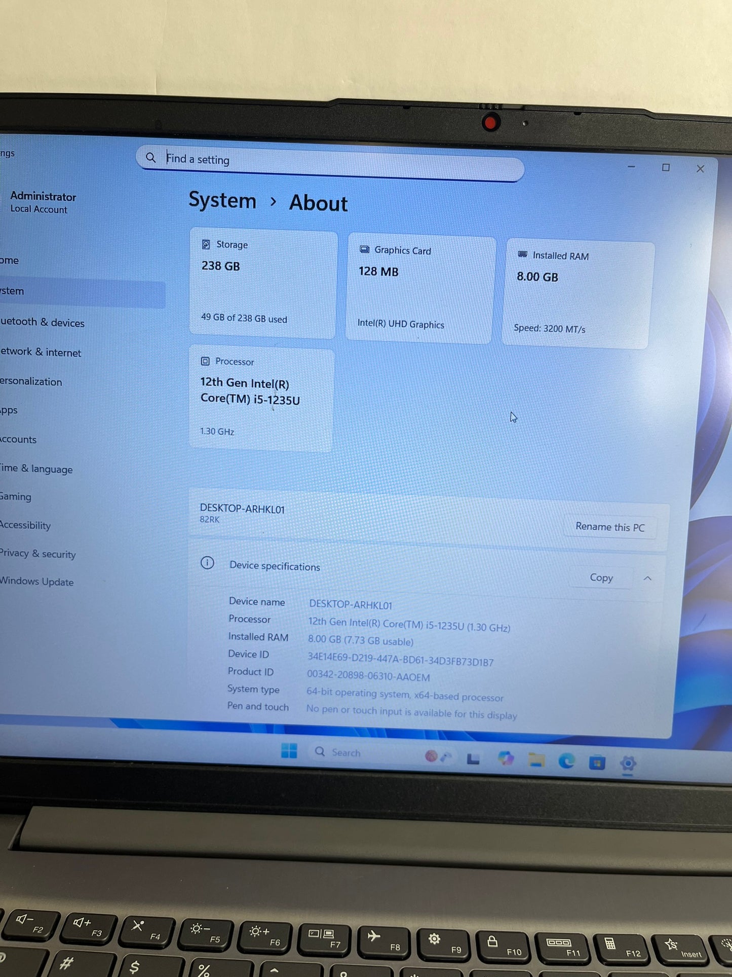 Lenovo IdeaPad 3 15IAU7 15.6IN i5-1235U 8GB 256GB SSD W11