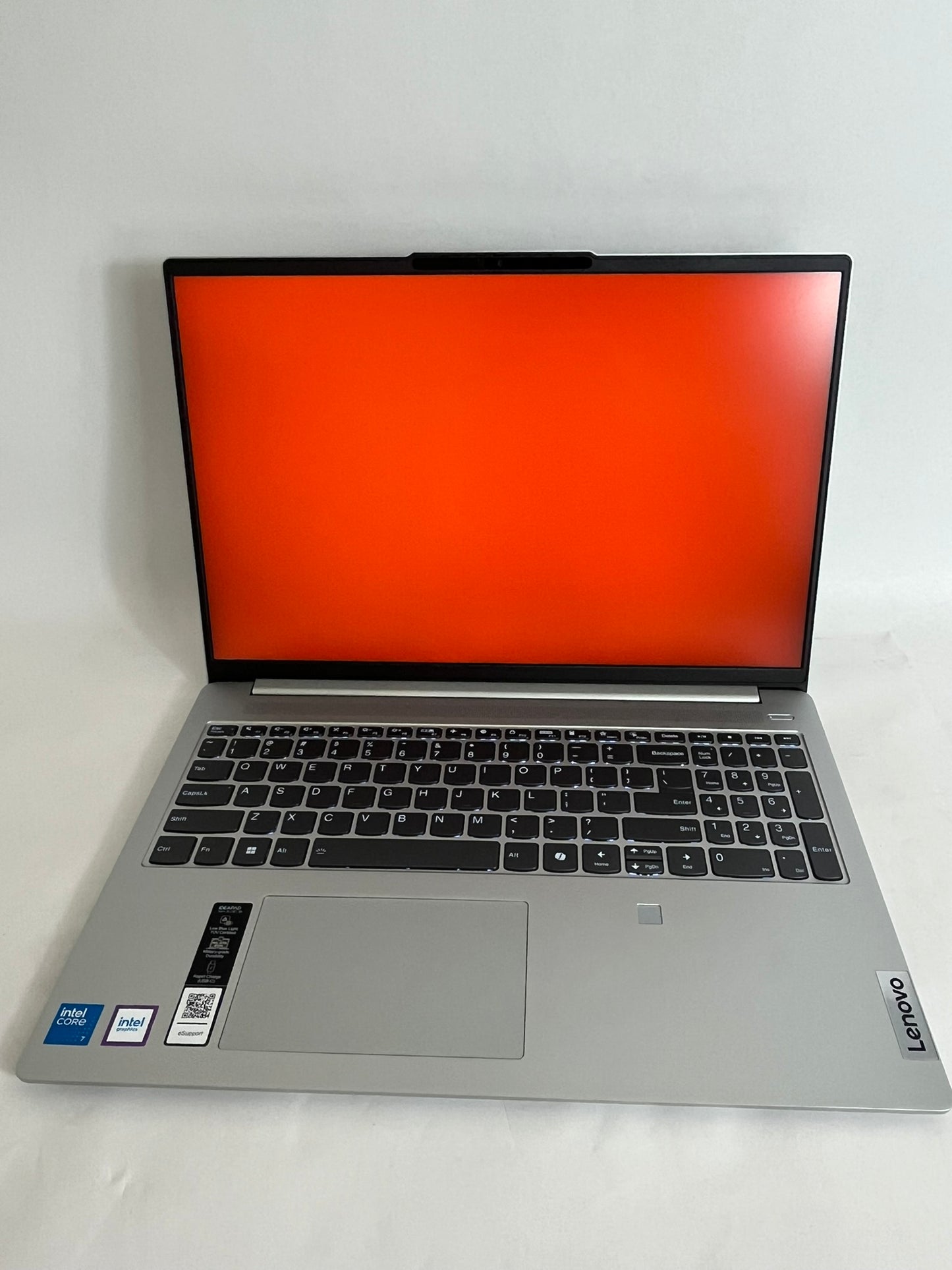 Lenovo IdeaPad Slim 5 16IRU9 16in Intel Core 7 150U 1.8GHz 8GB RAM 512GB WIN11
