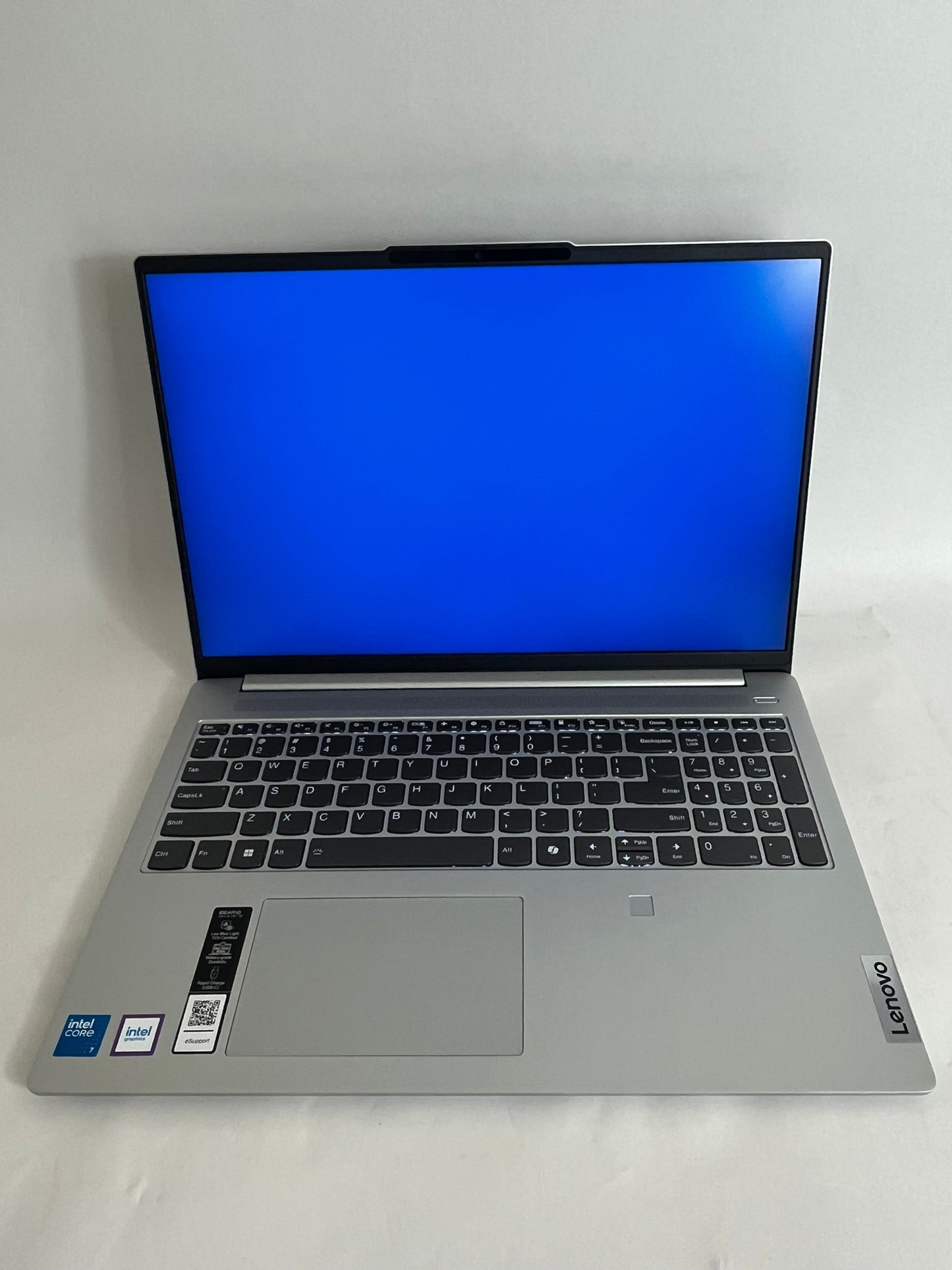 Lenovo IdeaPad Slim 5 16IRU9 16in Intel Core 7 150U 1.8GHz 8GB RAM 512GB WIN11