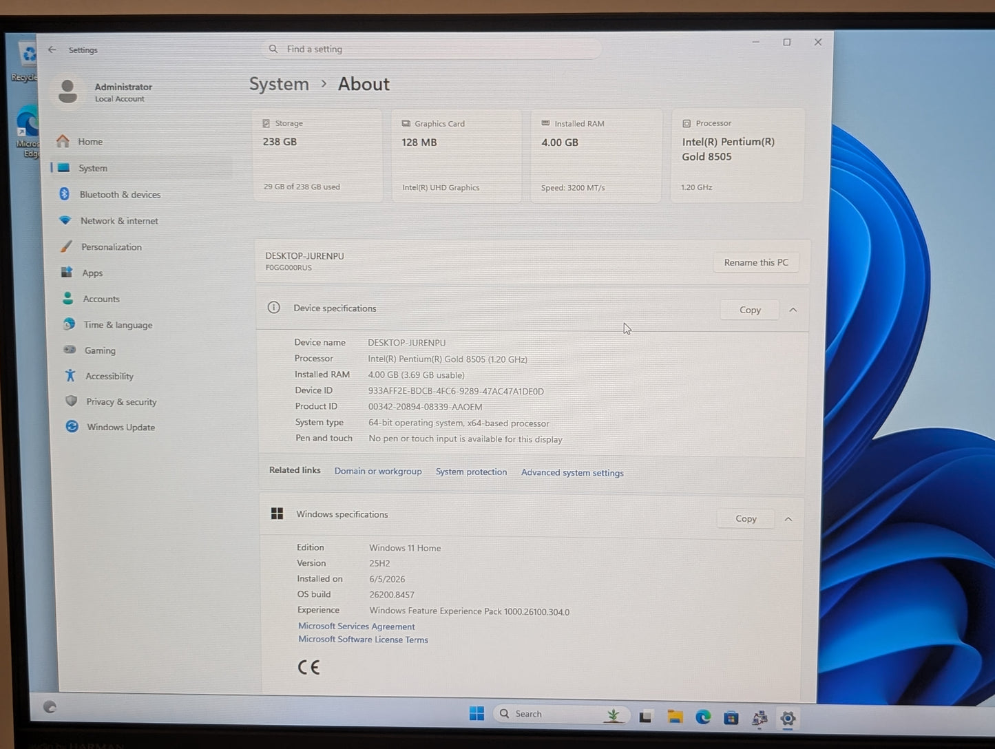 Lenovo IdeaCentre AIO 3 22IAP7 21.5in Intel Pentium 8505 1.2GHz 4GB Ram 256GB