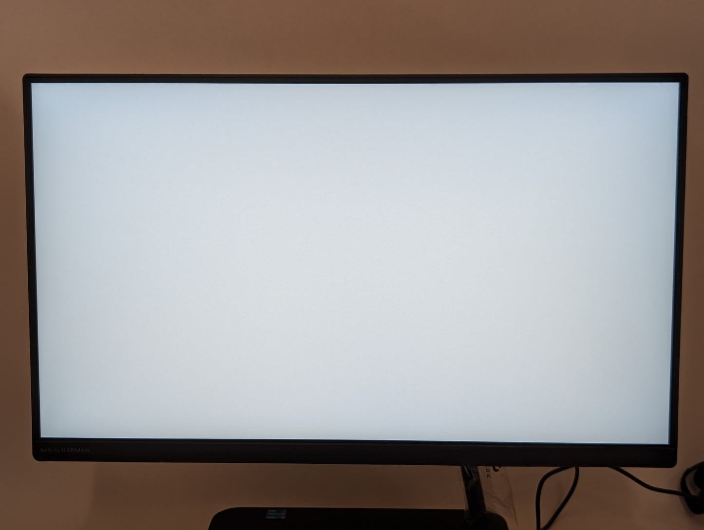 Lenovo IdeaCentre AIO 3 22IAP7 21.5in Intel Pentium 8505 1.2GHz 4GB RAM 256GB