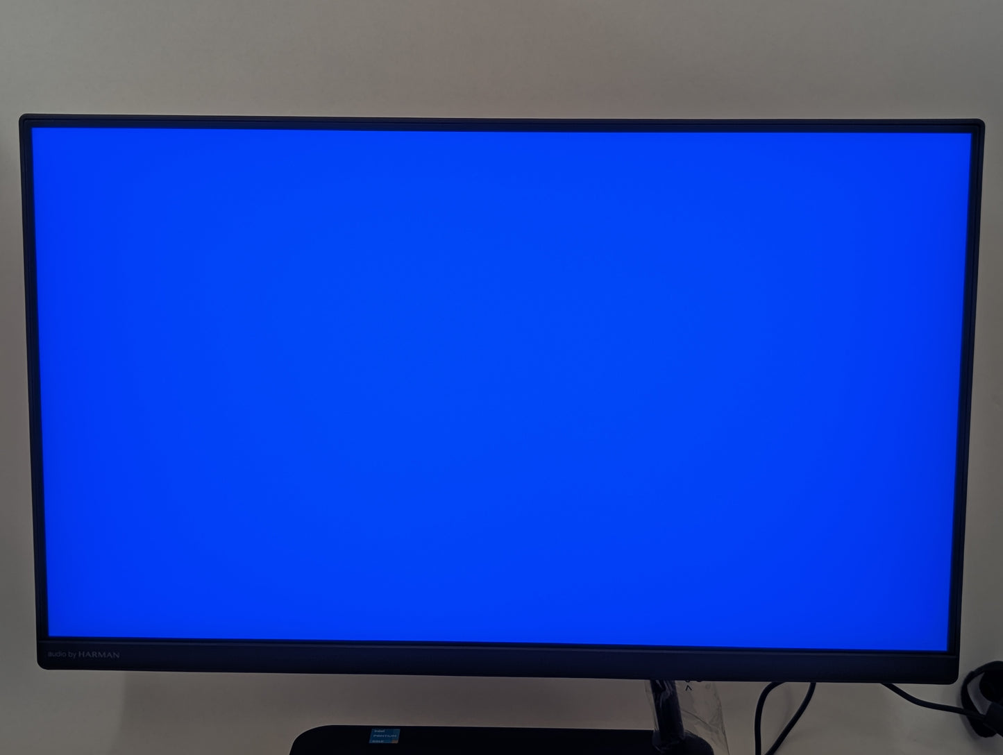 Lenovo IdeaCentre AIO 3 22IAP7 Intel Pentium Gold 8505 1.2GHz 4GB RAM 256GB SSD