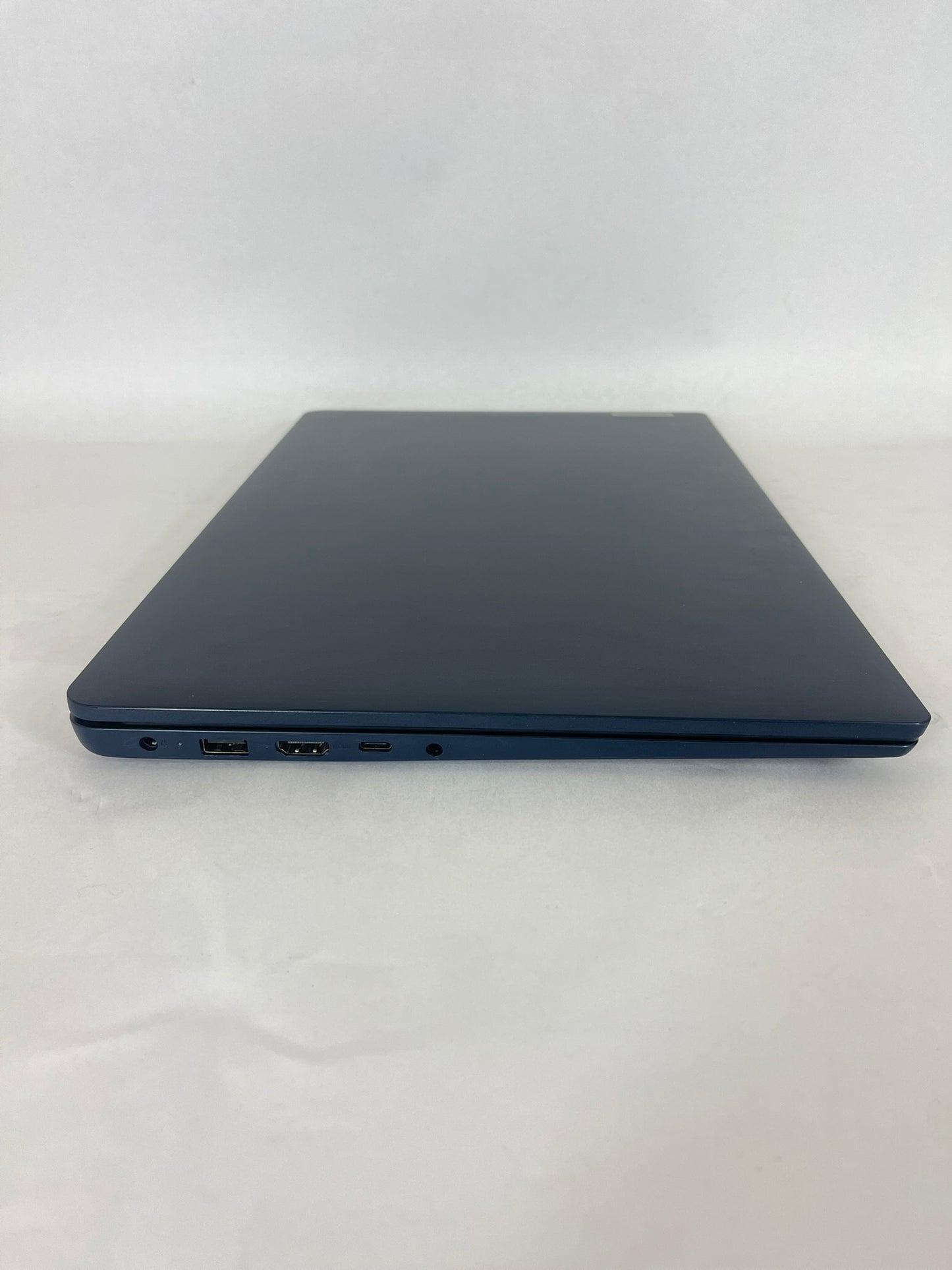 Lenovo IdeaPad 3 15.6in FHD i3 1215U 1.2GHz 8GB RAM 256GB Win11
