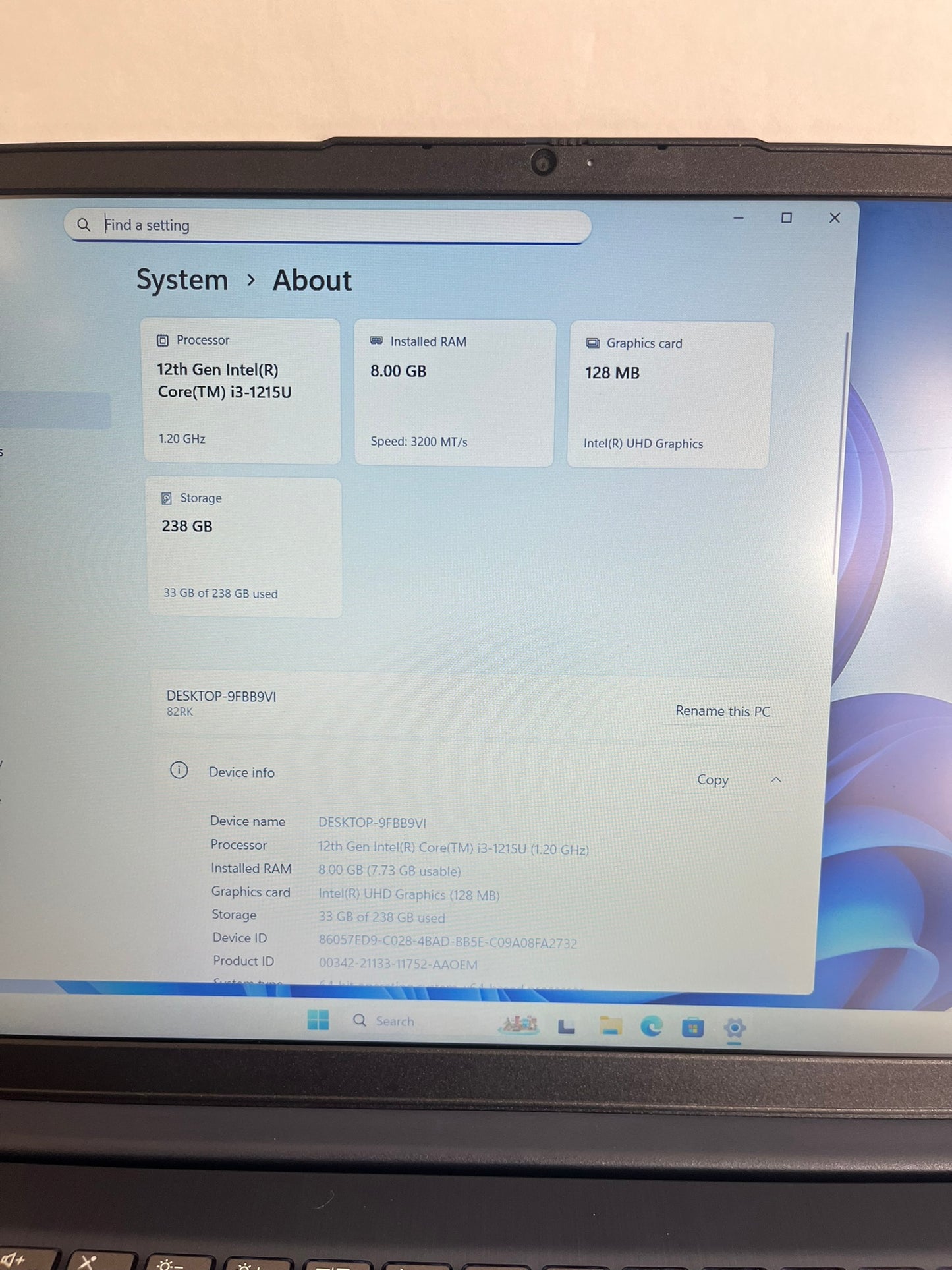 Lenovo IdeaPad 3 15.6in FHD i3 1215U 1.2GHz 8GB RAM 256GB Win11