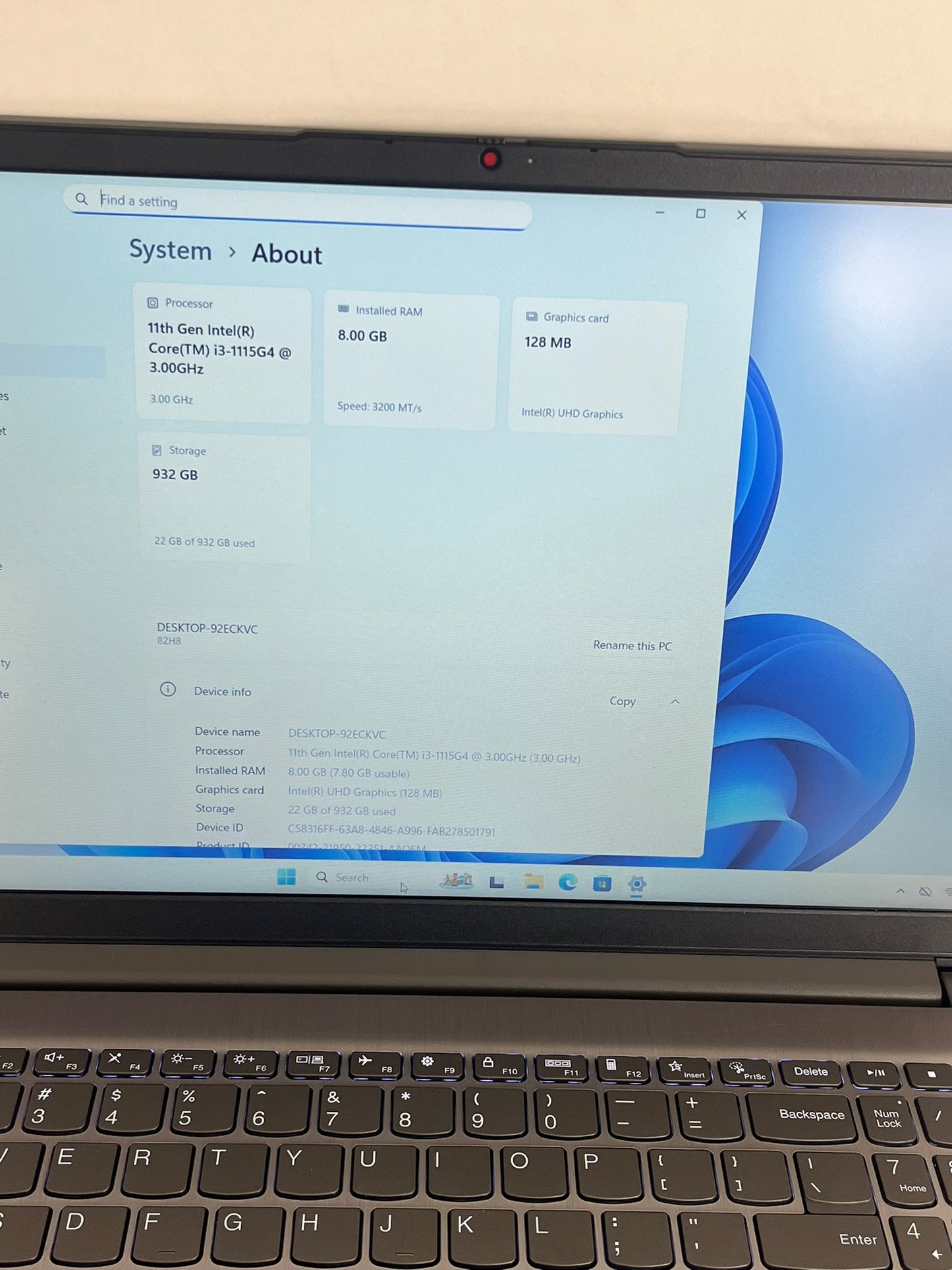 Lenovo IdeaPad 3 15.6in FHD 15ITL6 i3 1135G4 3.0GHz 8GB RAM 1TB Win11