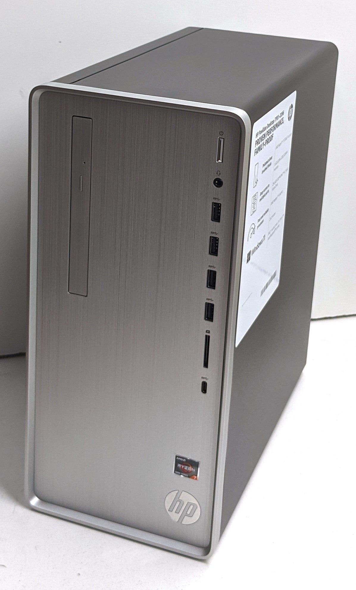 HP PAVILION DESKTOP TP01-2096 R7-5700G 16GB 256GB