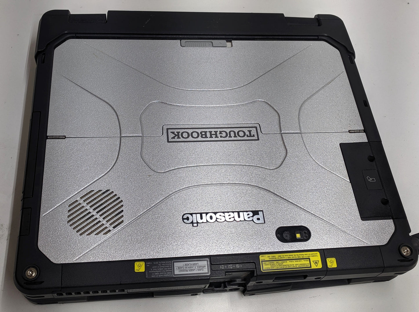 Panasonic Toughbook CF-33Touch Screen i7-10810U , 16GB, 512GB