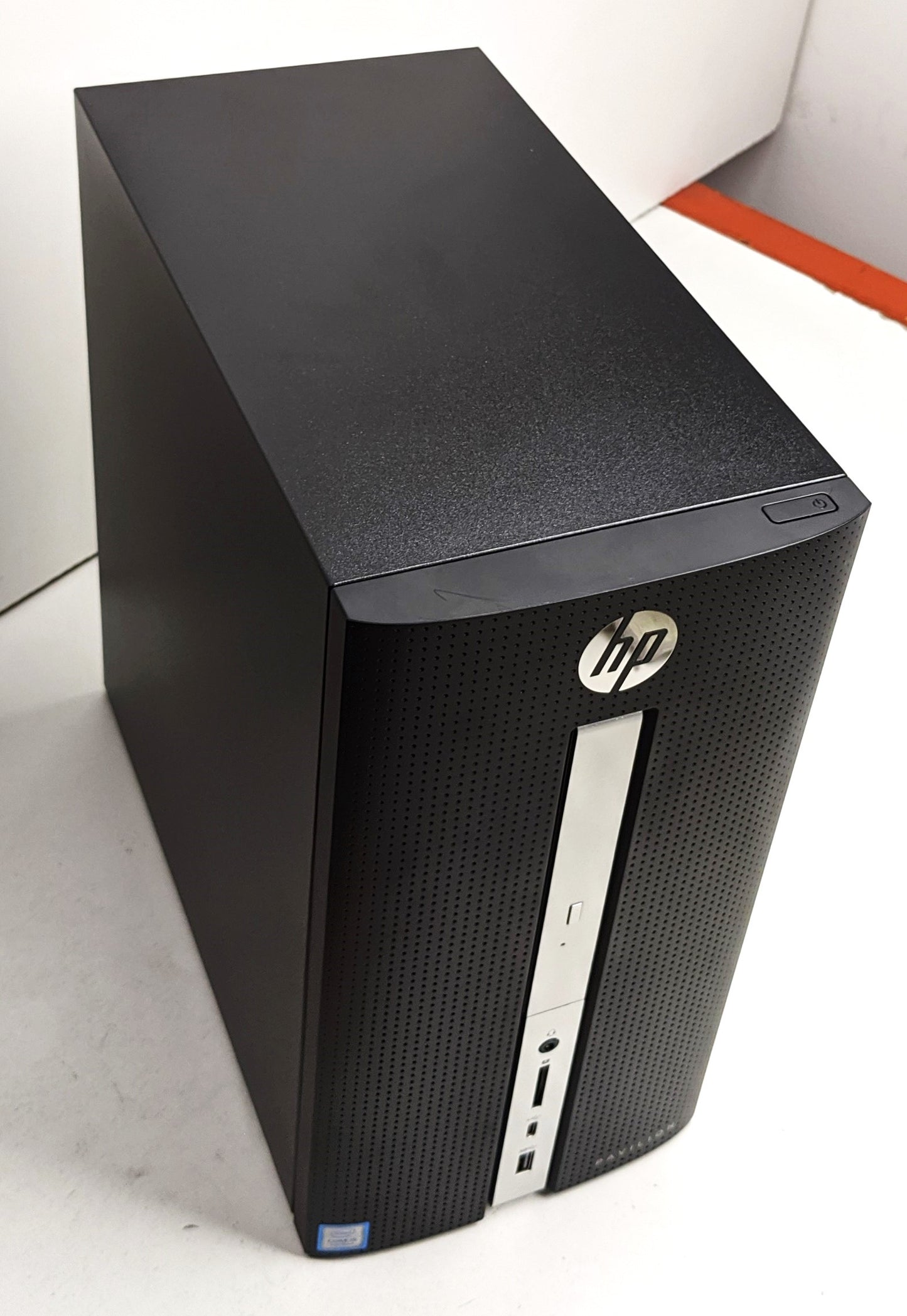 HP PAVILION DESKTOP PC 570-P020 i5-7400 8GB 1TB