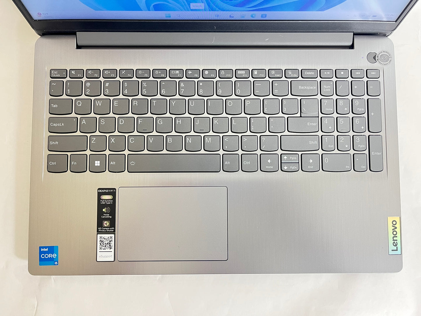 Lenovo IdeaPad 3 15IAU7 15.6IN i5-1235U 8GB 256GB SSD W11