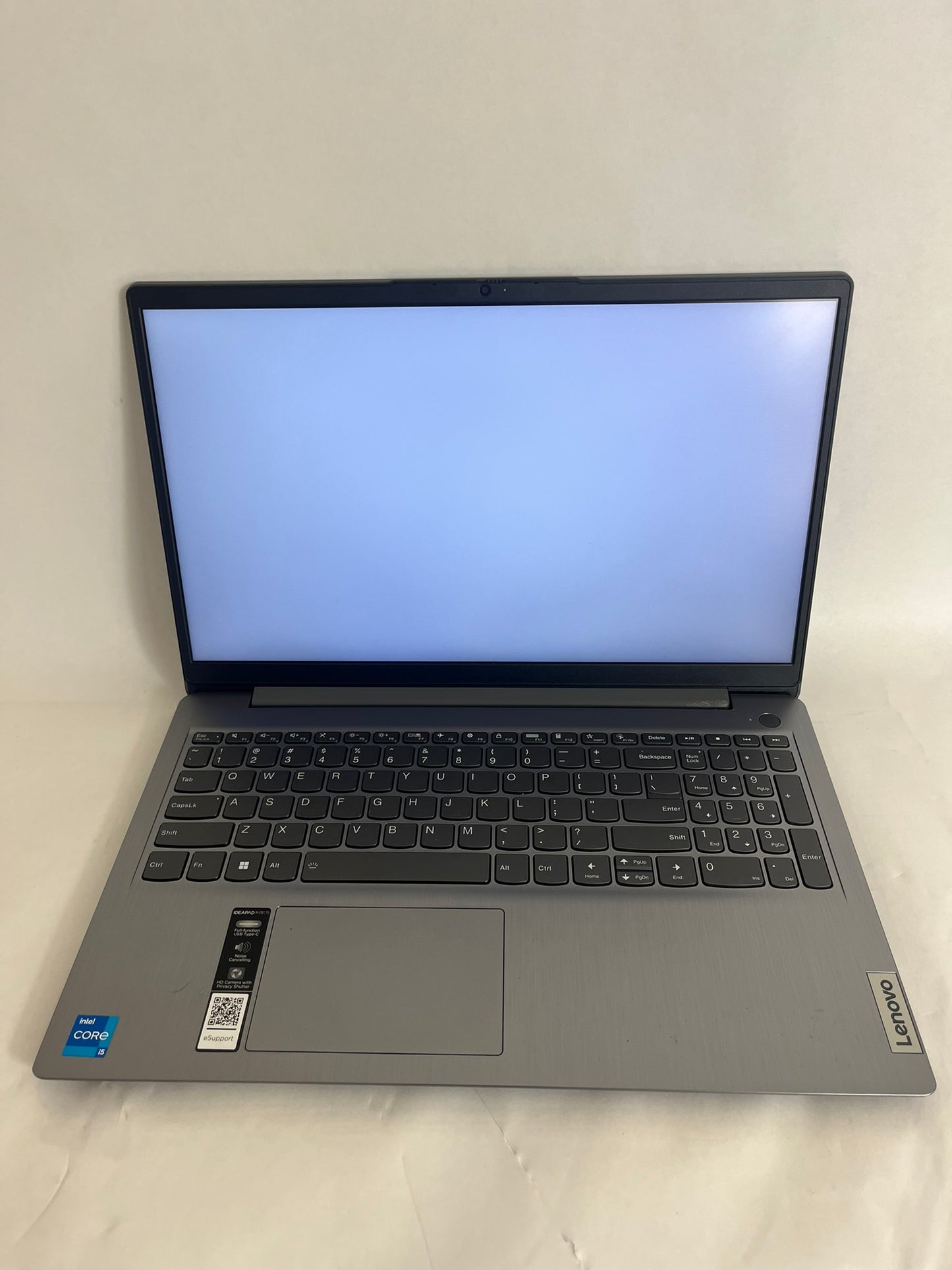 Lenovo IdeaPad 3 15IAU7 15.6IN i5-1235U 8GB 256GB SSD W11