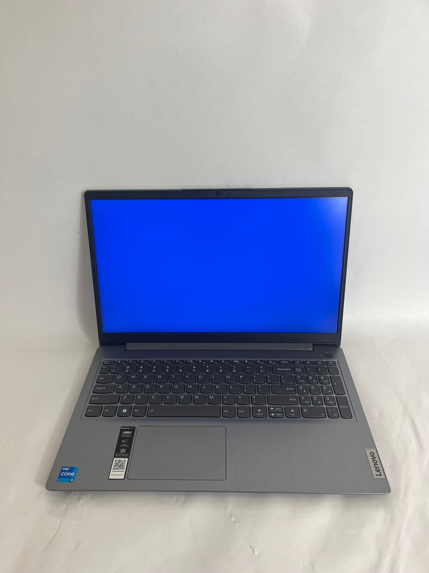 Lenovo IdeaPad 3 15IAU7 15.6IN i5-1235U 8GB 256GB SSD W11