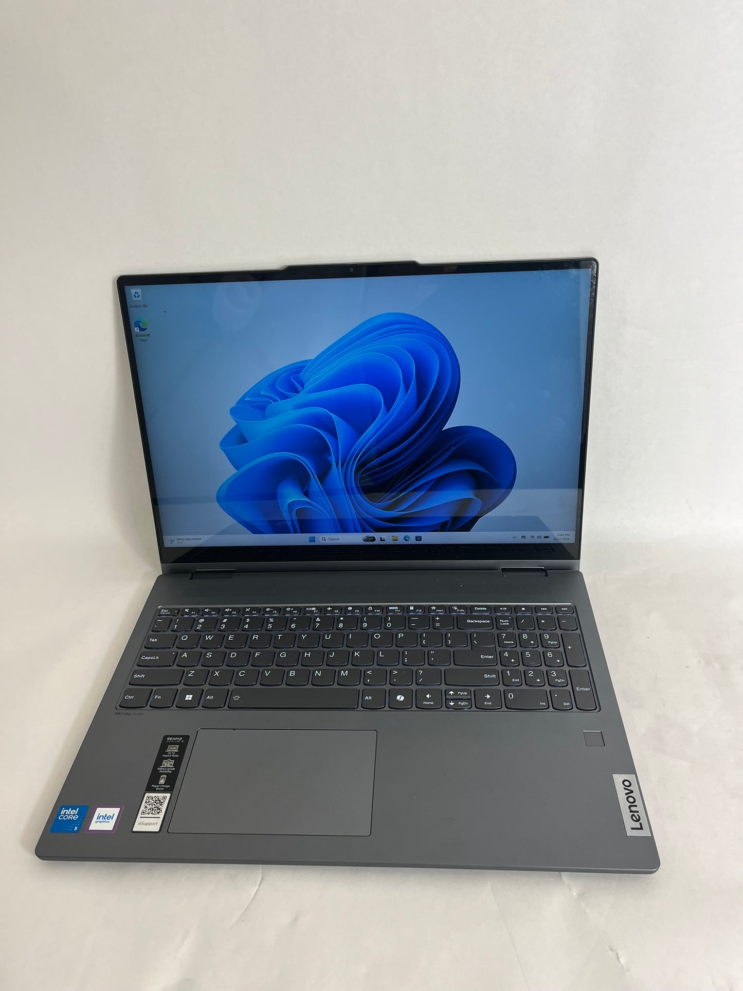 Ideapad 5 2-in-1 16IRU9 16in FHD Intel Core 5 120U 1.4GHz 16GB RAM 512GB SSD