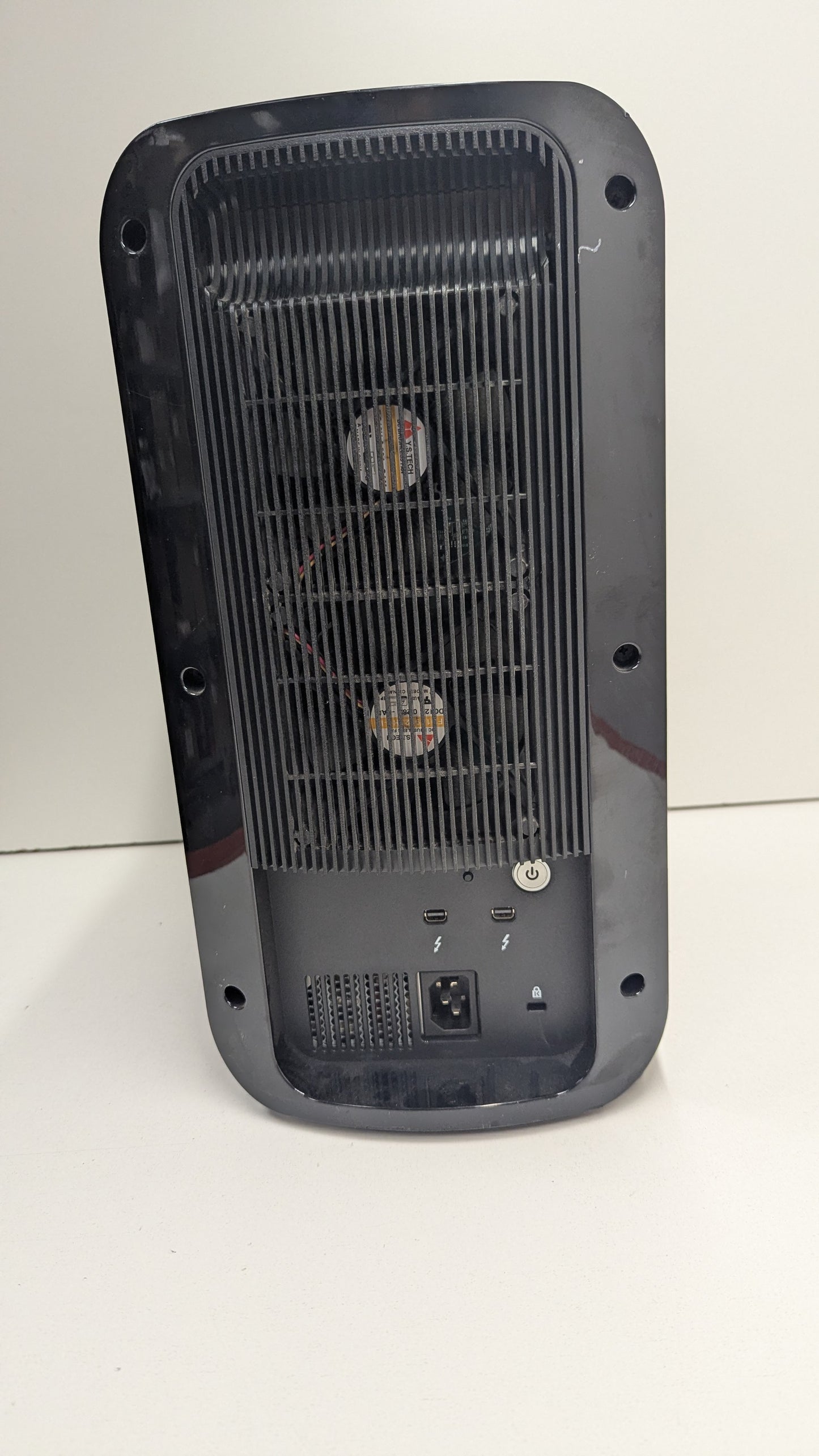 G-Speed Studio XL 8-Bay Thunderbolt 2 RAID Array (6x6 TB HDD + 500GB SSD)