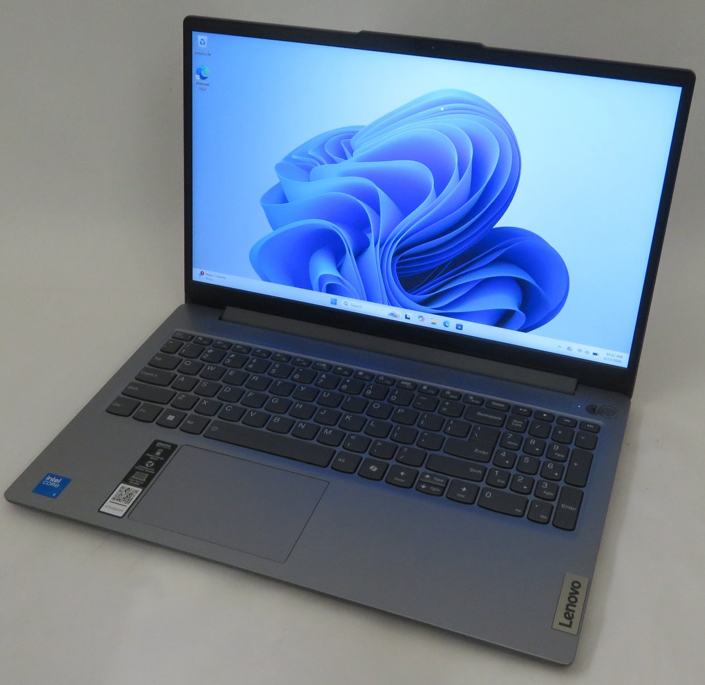 Lenovo IdeaPad Slim 3 15IRU9 CORE 5 120U 1.4GHz 8GB RAM 256GB Win11
