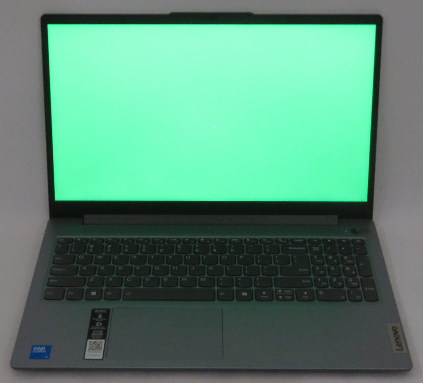Lenovo IdeaPad Slim 3 15IRU9 CORE 5 120U 1.4GHz 8GB RAM 256GB Win11