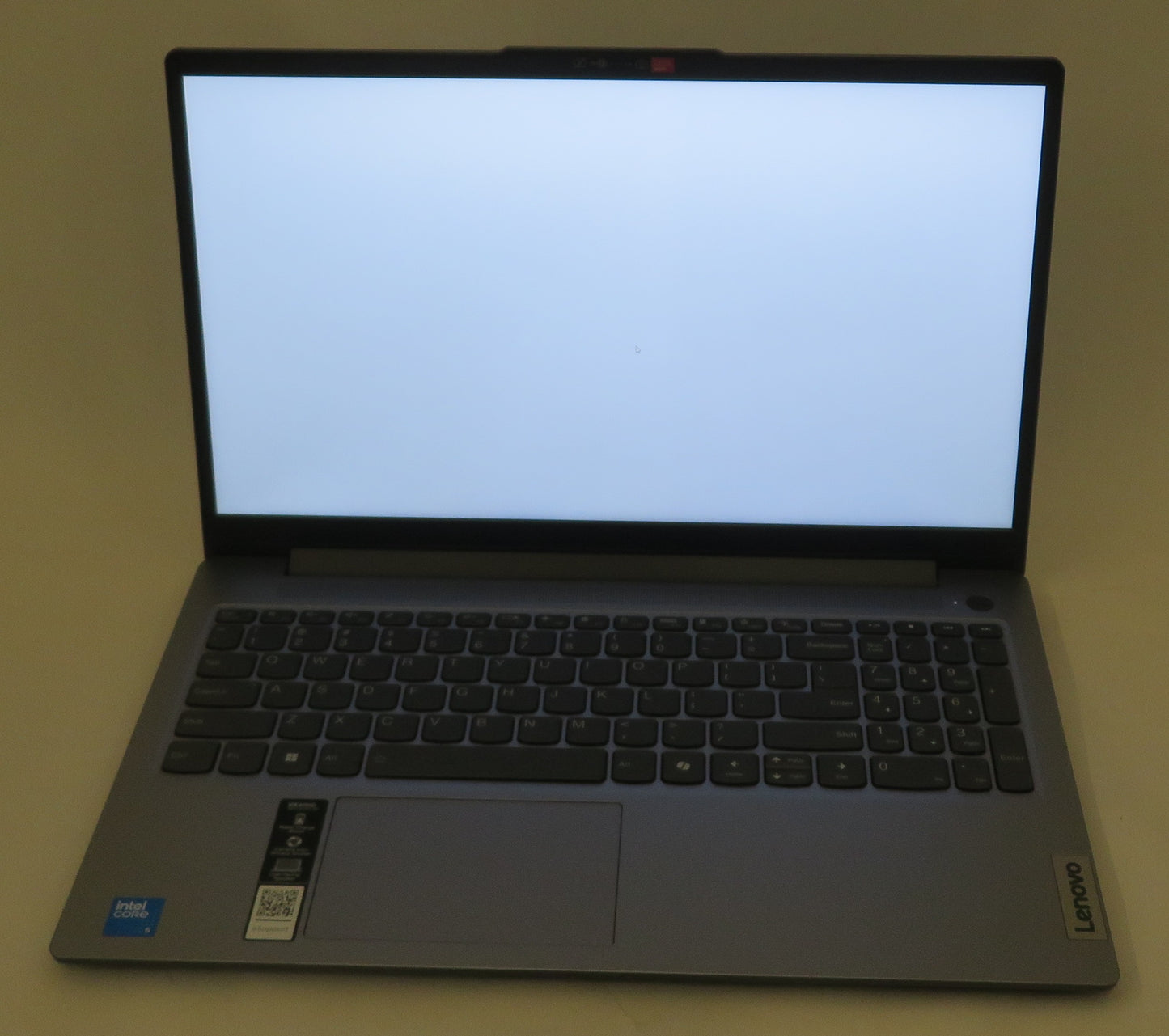 Lenovo IdeaPad Slim 3 15IRU9 CORE 5 120U 1.4GHz 8GB RAM 256GB Win11 H