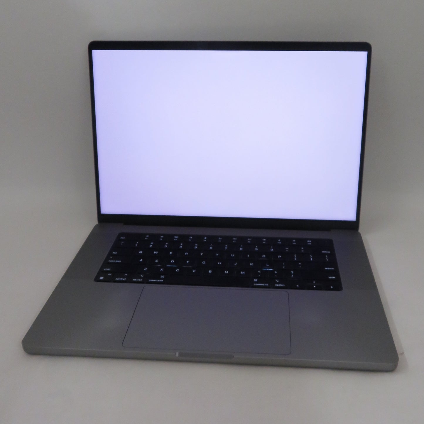 Apple Macbook Pro 2023 16in Retina M2 Pro 16GB RAM 512GB macOS A2780