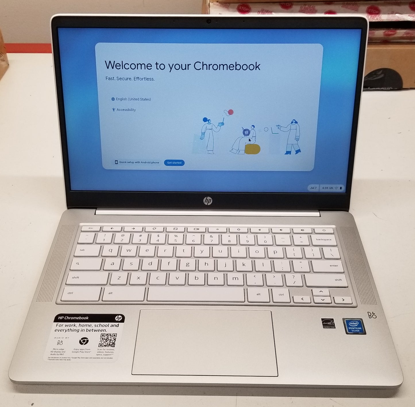 HP 14a-na0122od Chromebook, 14 In Screen, Intel Pentium 4GB Memory, 64GB