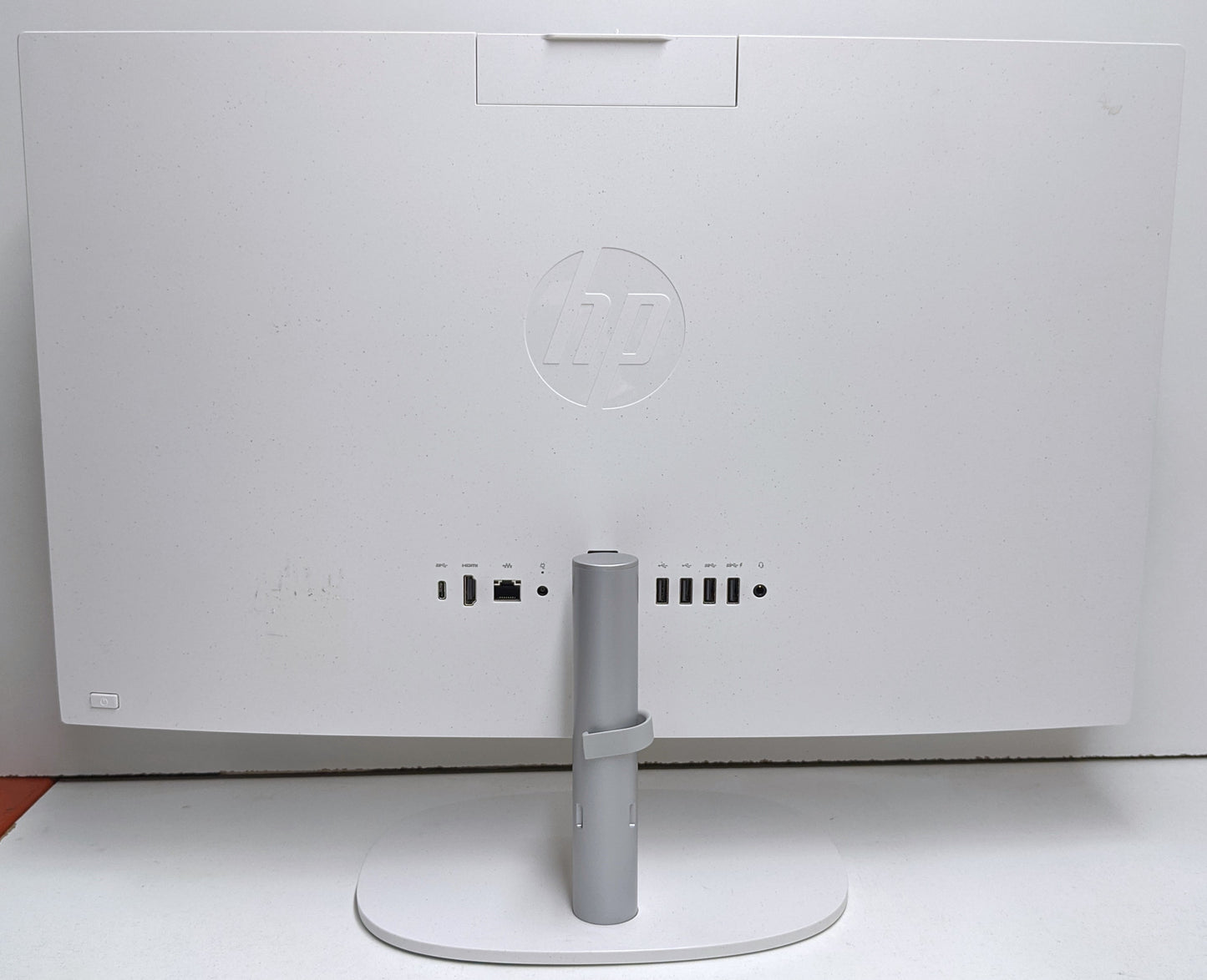 HP AIO 24-CR0046 DESKTOP AMD ATHLON GOLD 7220U 4GB 256GB