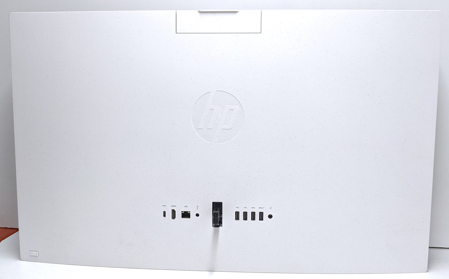 HP AIO PC 27-CR0016 27in AMD R5-7520U 8GB 512GB