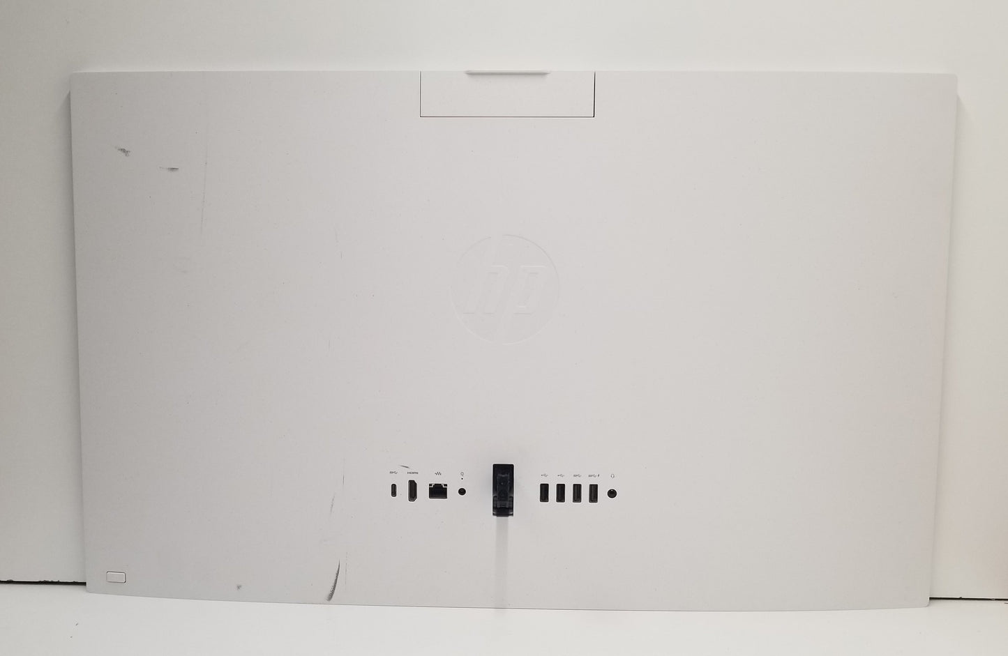 HP 27-CR0016 27 In R5-7520U, 8GB RAM, 512GB SSD