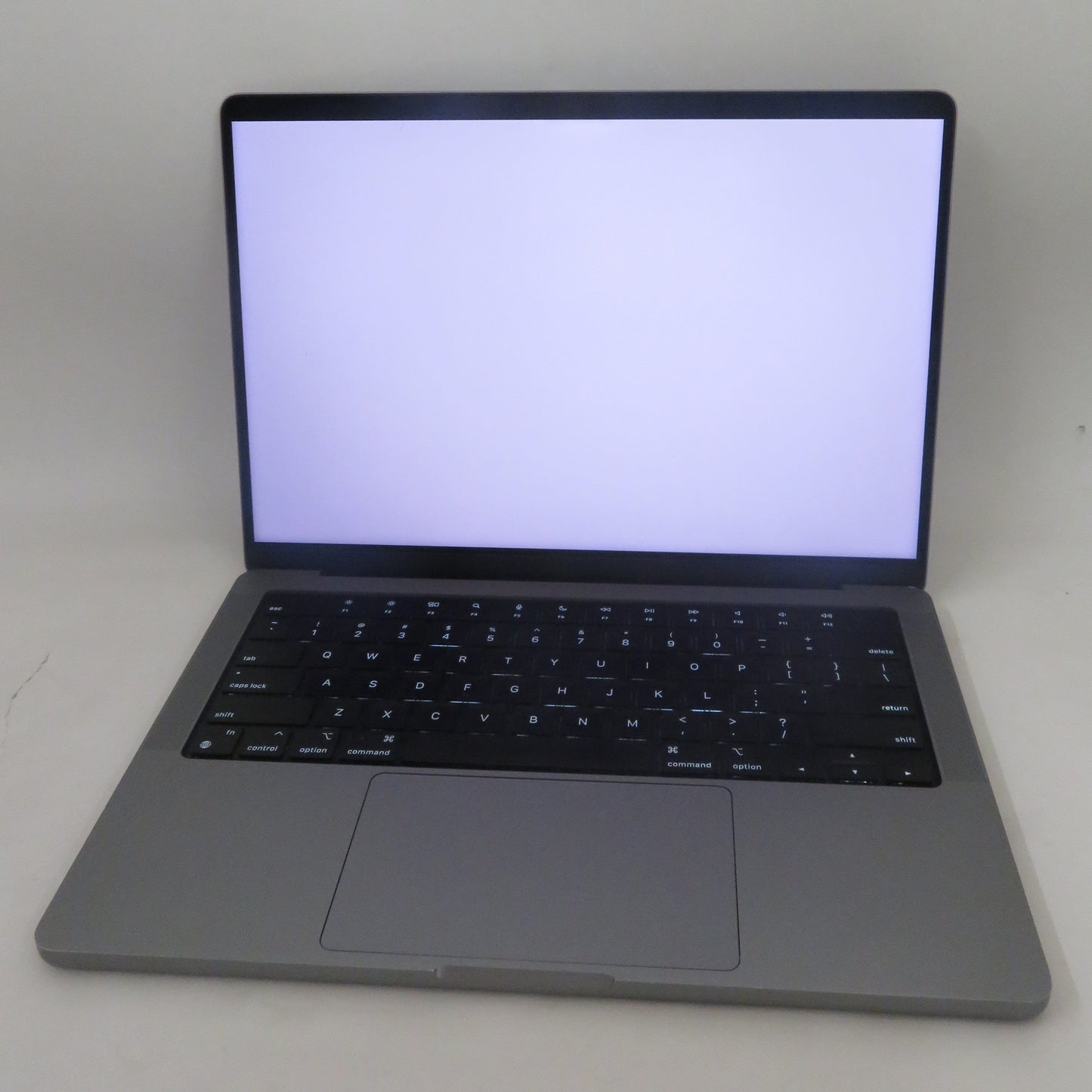 Apple Macbook Pro 2021 14in Retina XDR M1 Pro 16GB RAM 512GB SSD Tahoe A2442