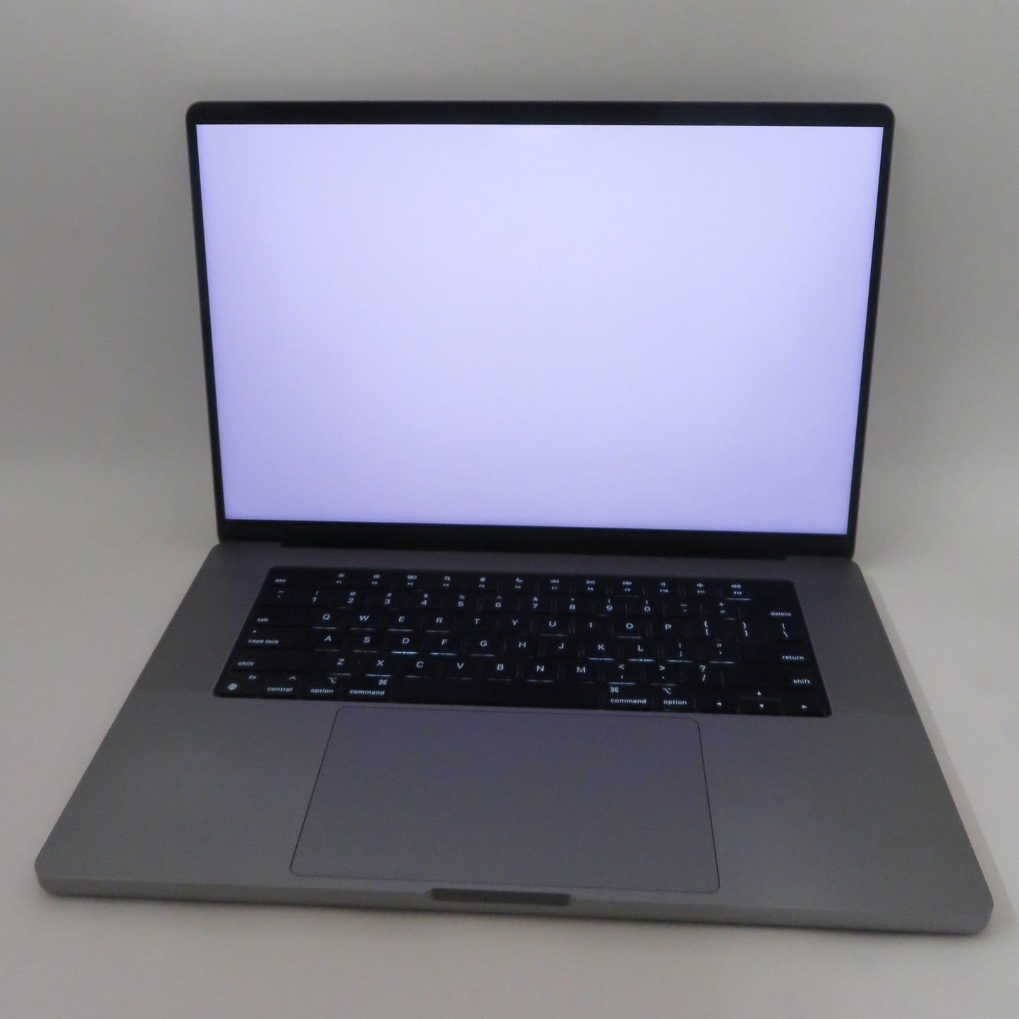 Apple Macbook Pro 2021 16in Retina XDR M1 Pro 16GB RAM 1TB macOS A2485
