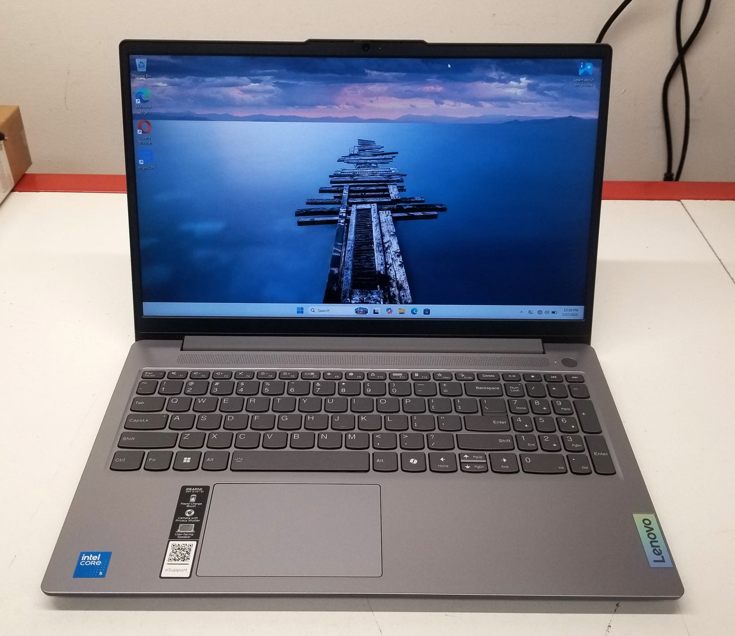 Lenovo IdeaPad Slim 15.6 In 15IRU9 i5-120U, 8GB Memory, 256GB