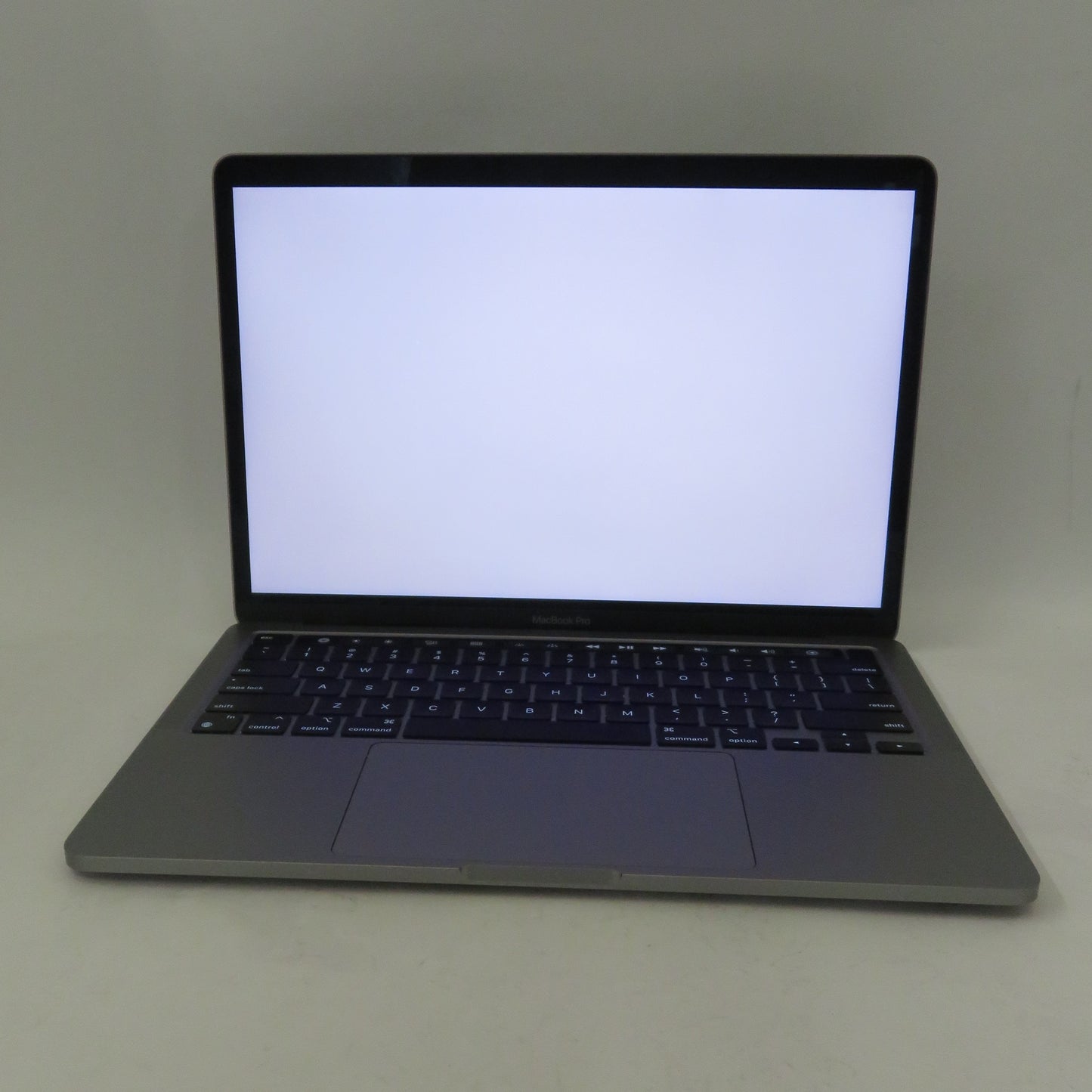 Apple Macbook Pro 2022 13in Retina M2 16GB RAM 512GB macOS A2338