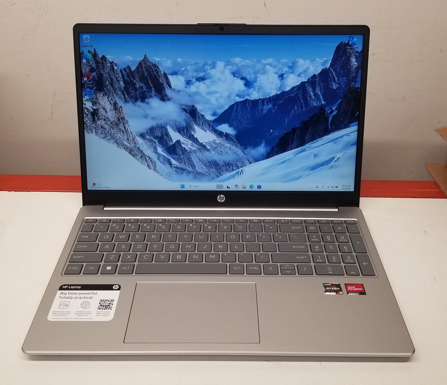 HP 15-FC0013OD R3-7320U,8GB RAM, 256GB SSD